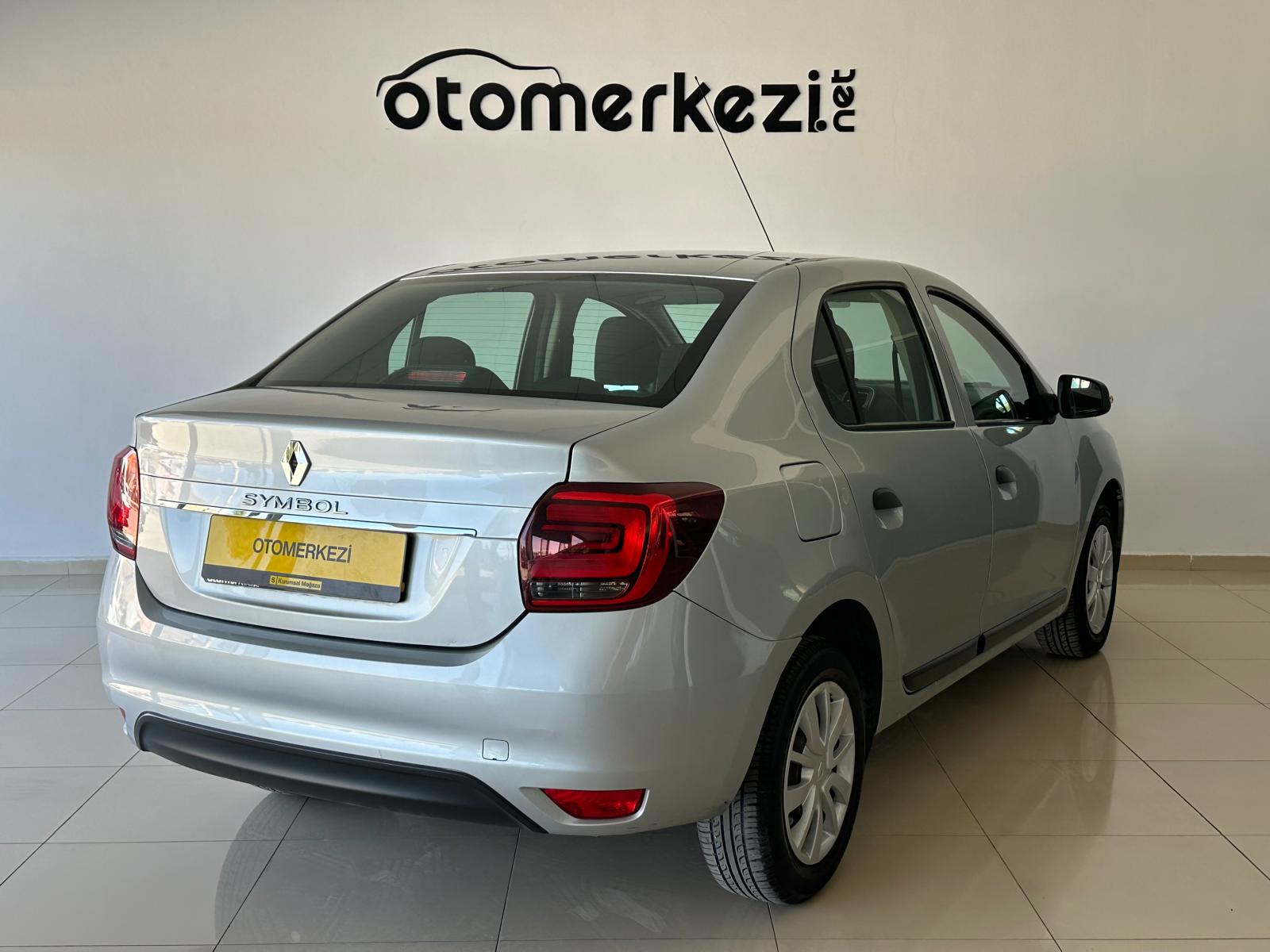 RENAULT SYMBOL 3