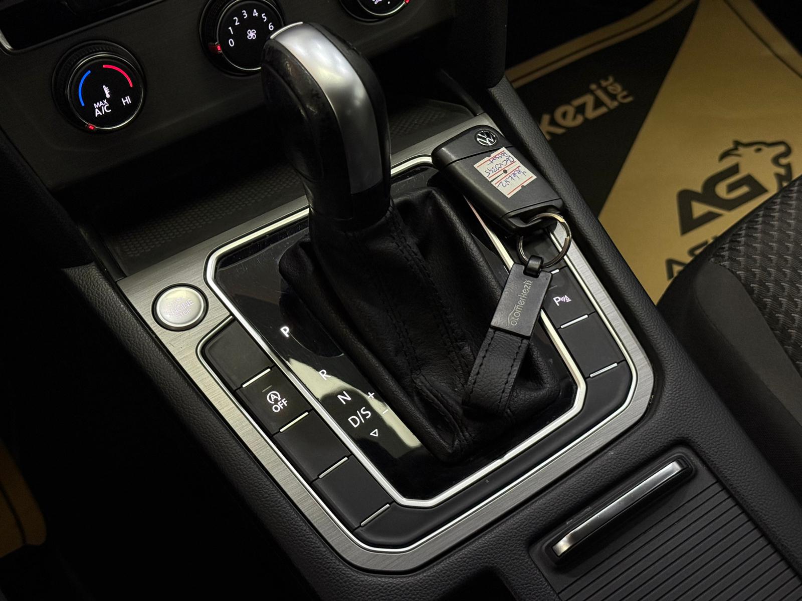 VOLKSWAGEN PASSAT 17