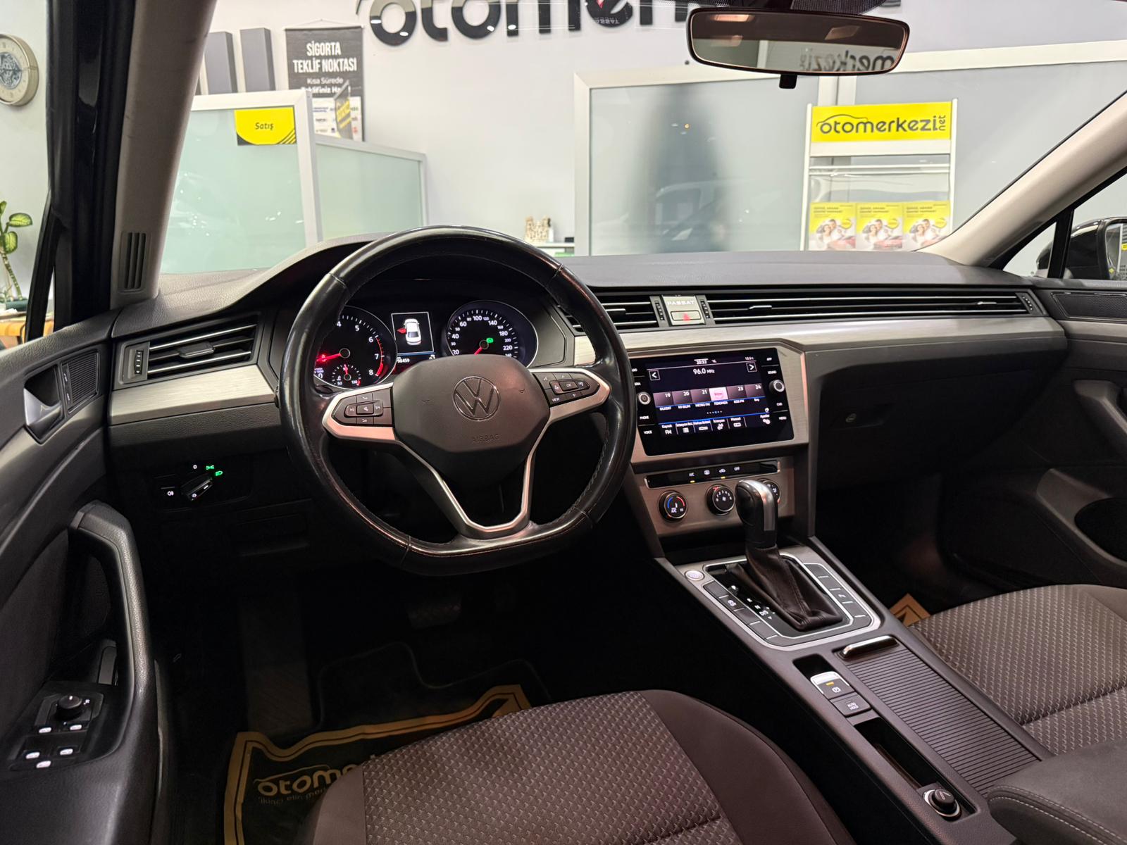 VOLKSWAGEN PASSAT 20