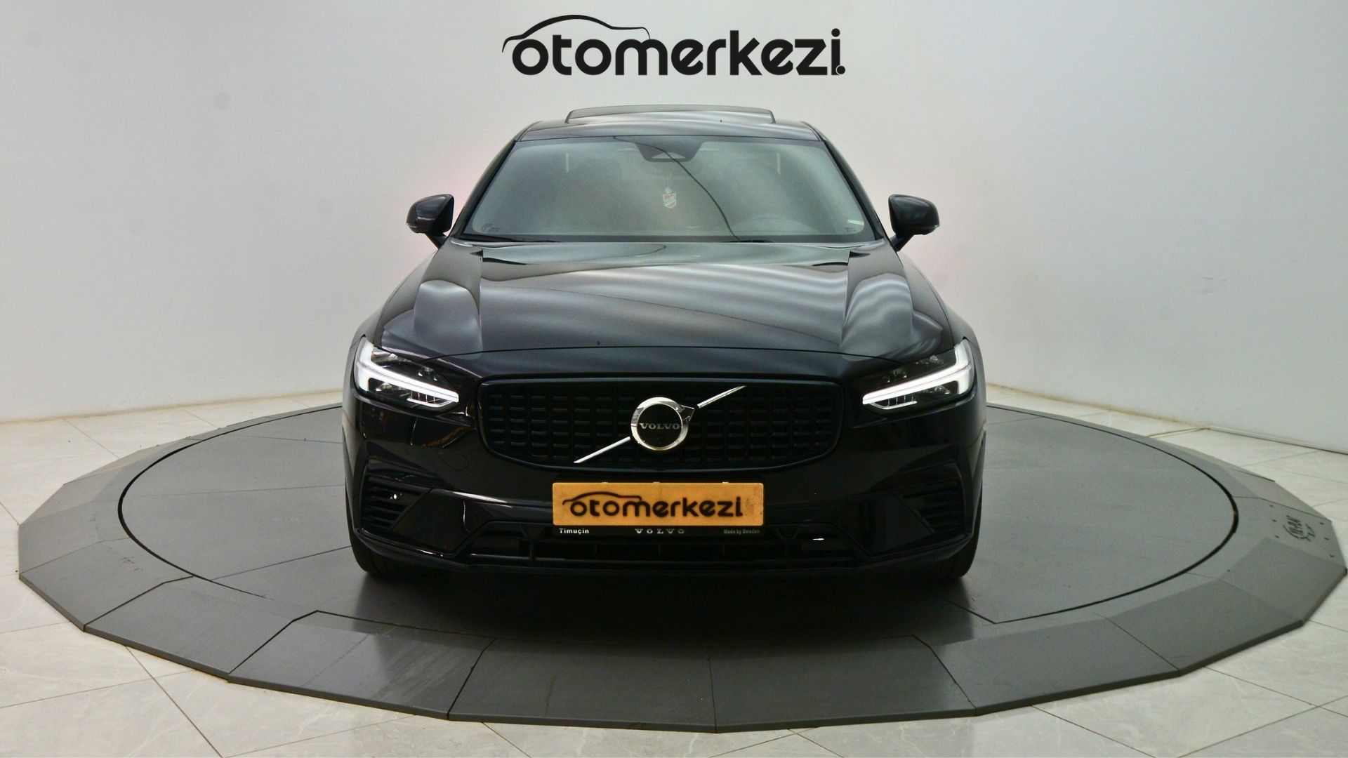 VOLVO S90 2