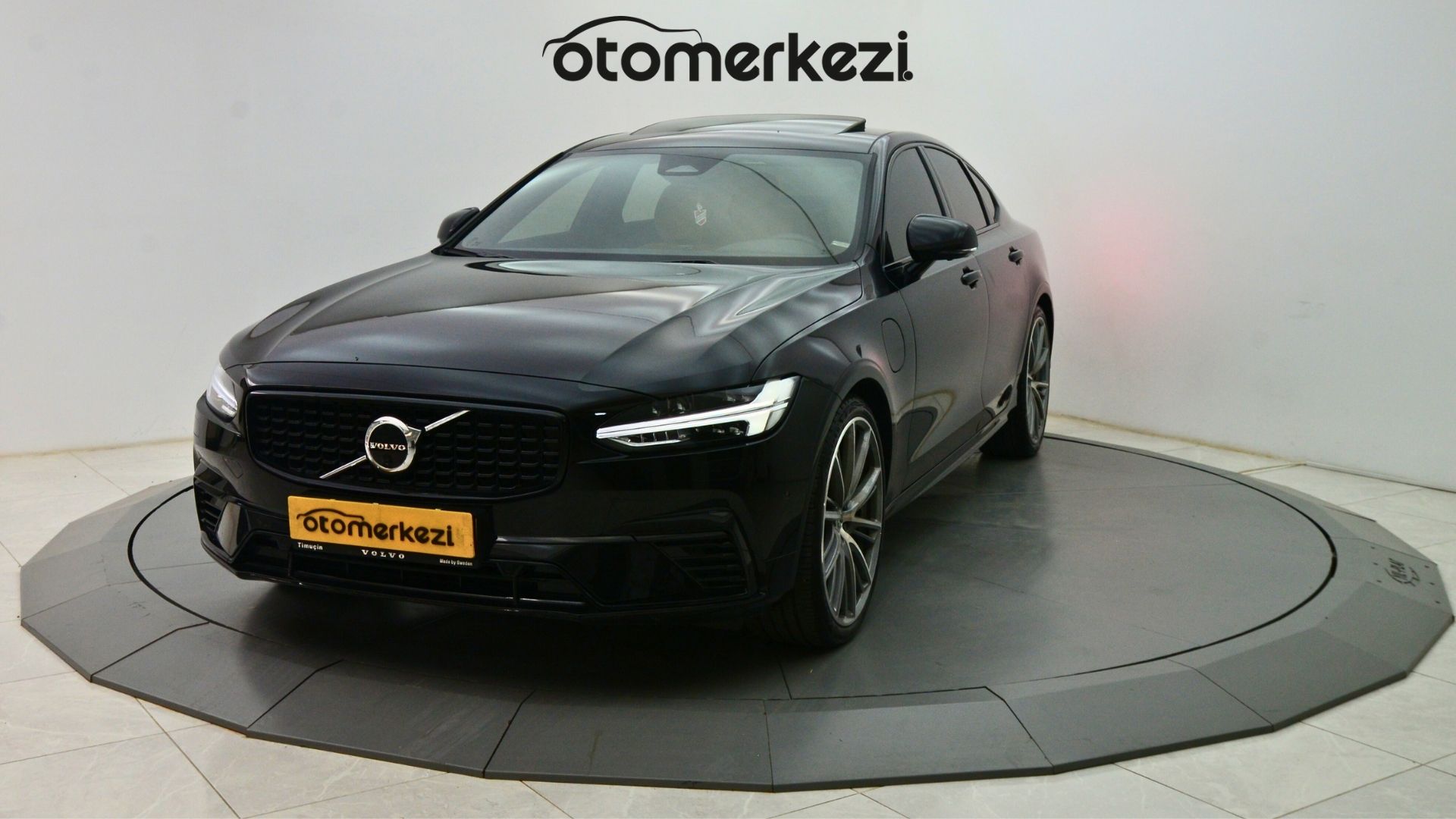 VOLVO S90 3