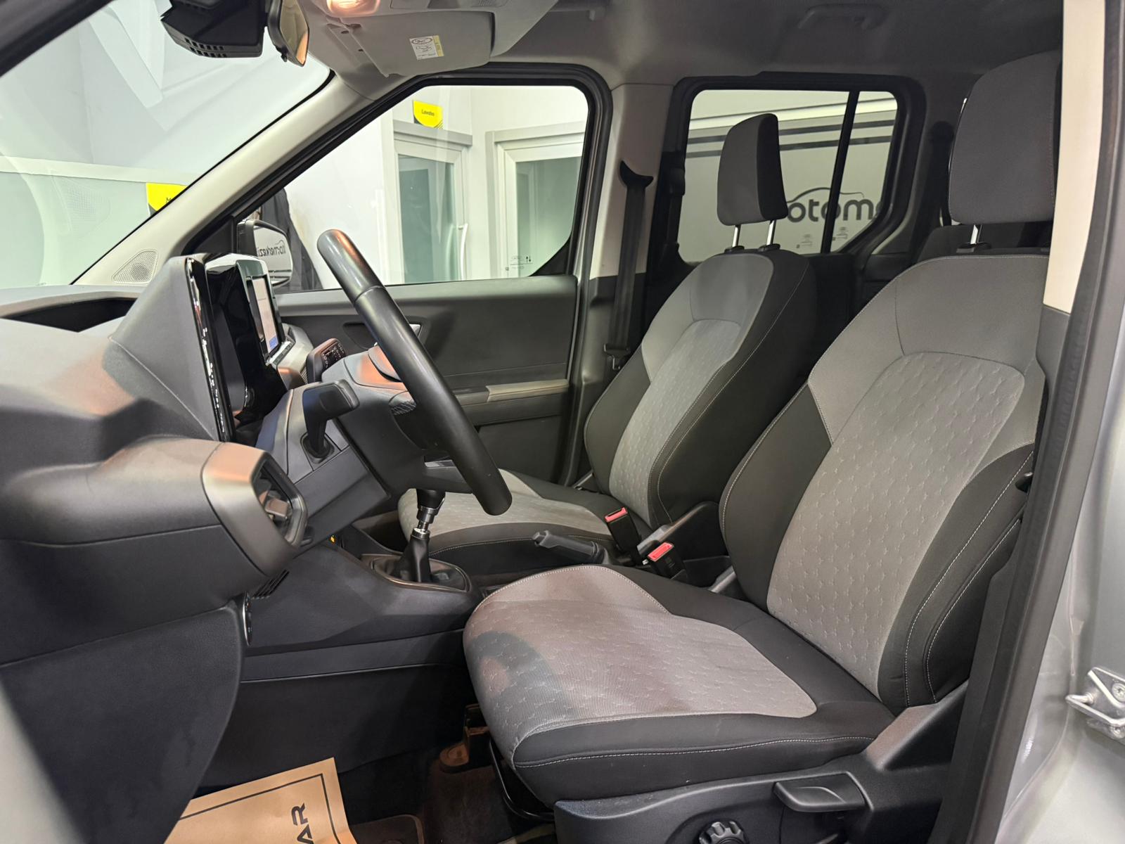 FORD TOURNEOCOURIER 22