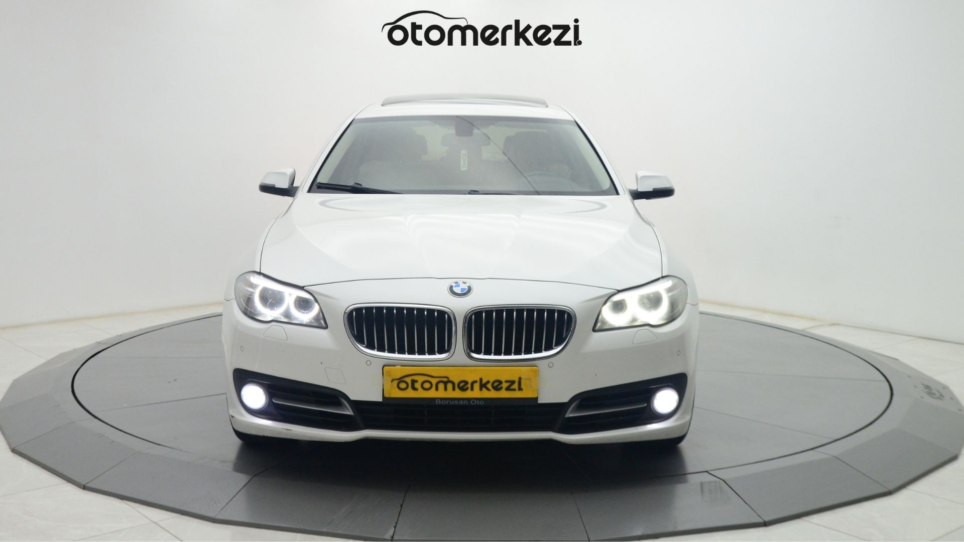 BMW 520i 12