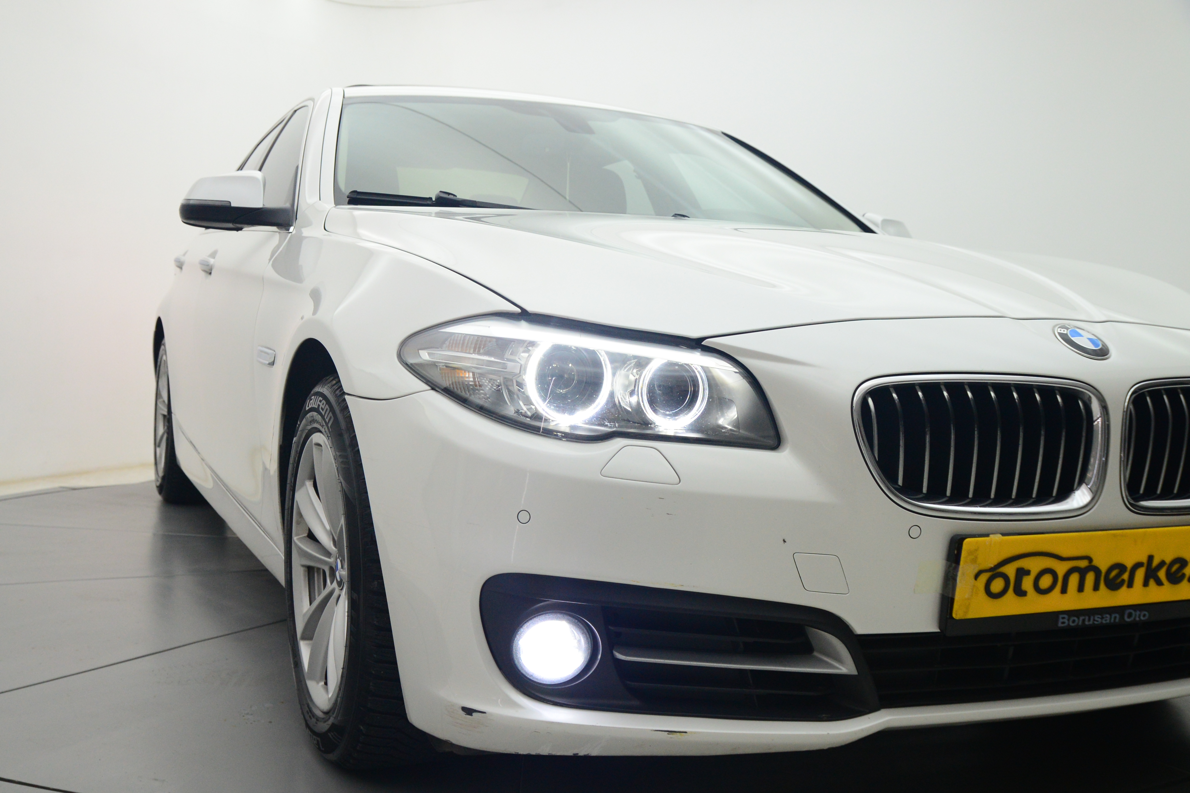 BMW 520i 19