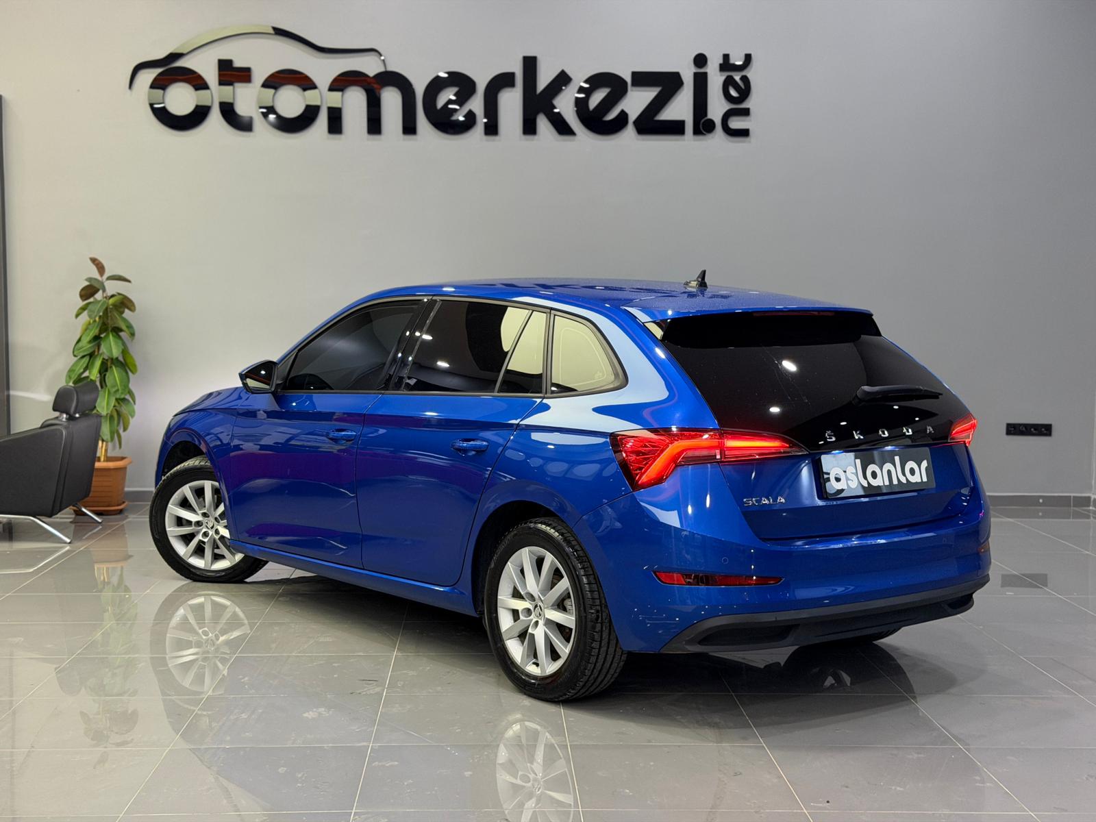 SKODA SCALA 5