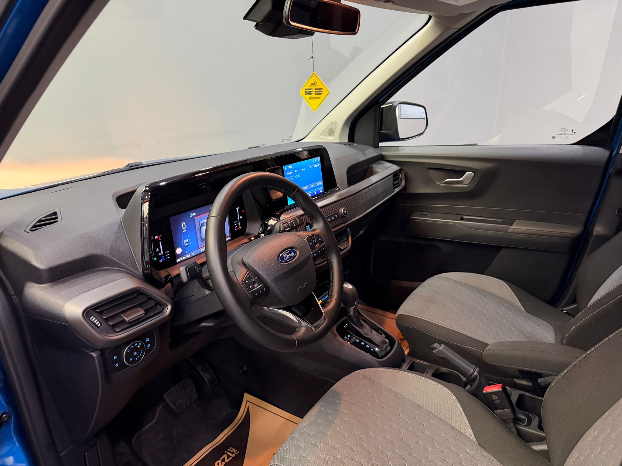 FORD TOURNEOCONNECTKOMBI 20