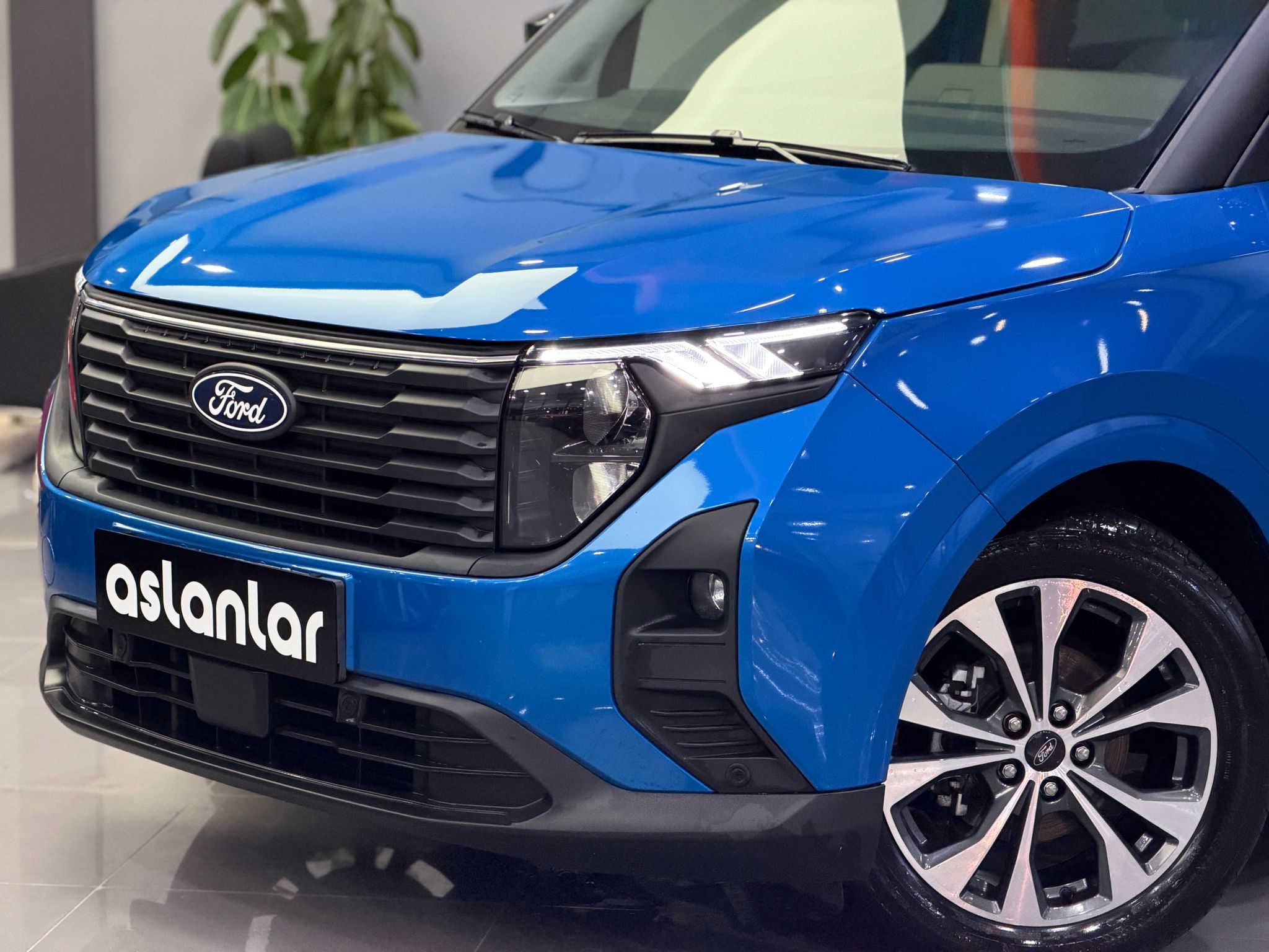 FORD TOURNEOCONNECTKOMBI 21