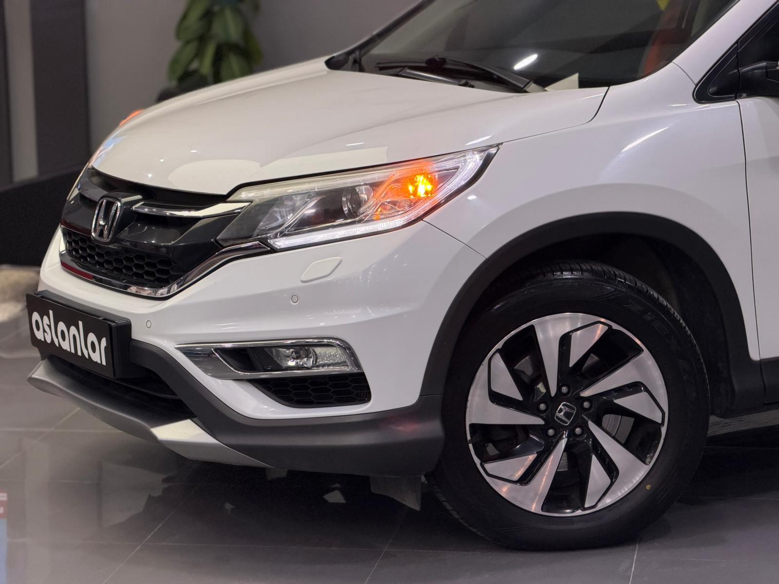 HONDA CR-V 8