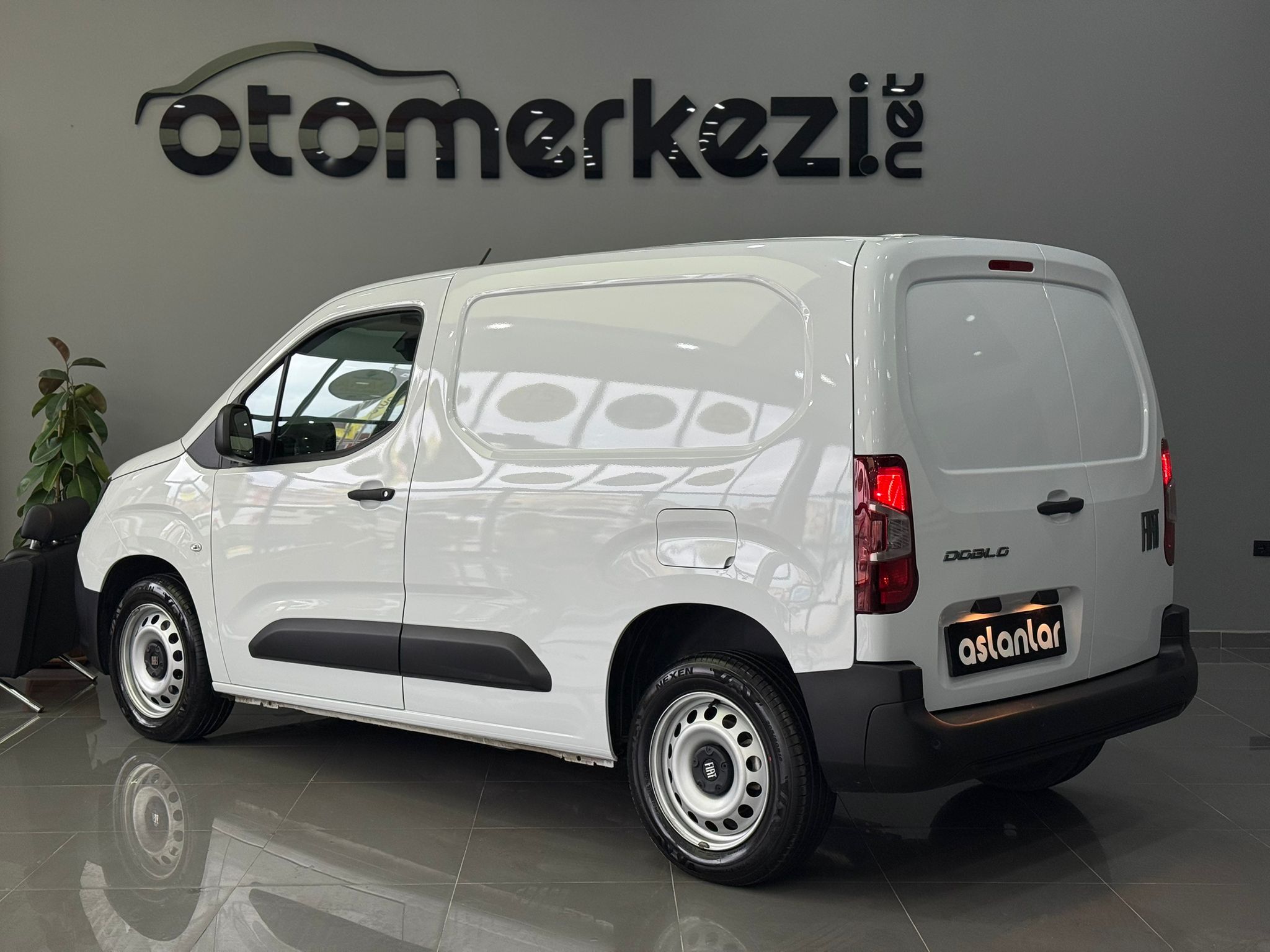 FIAT DOBLO 10