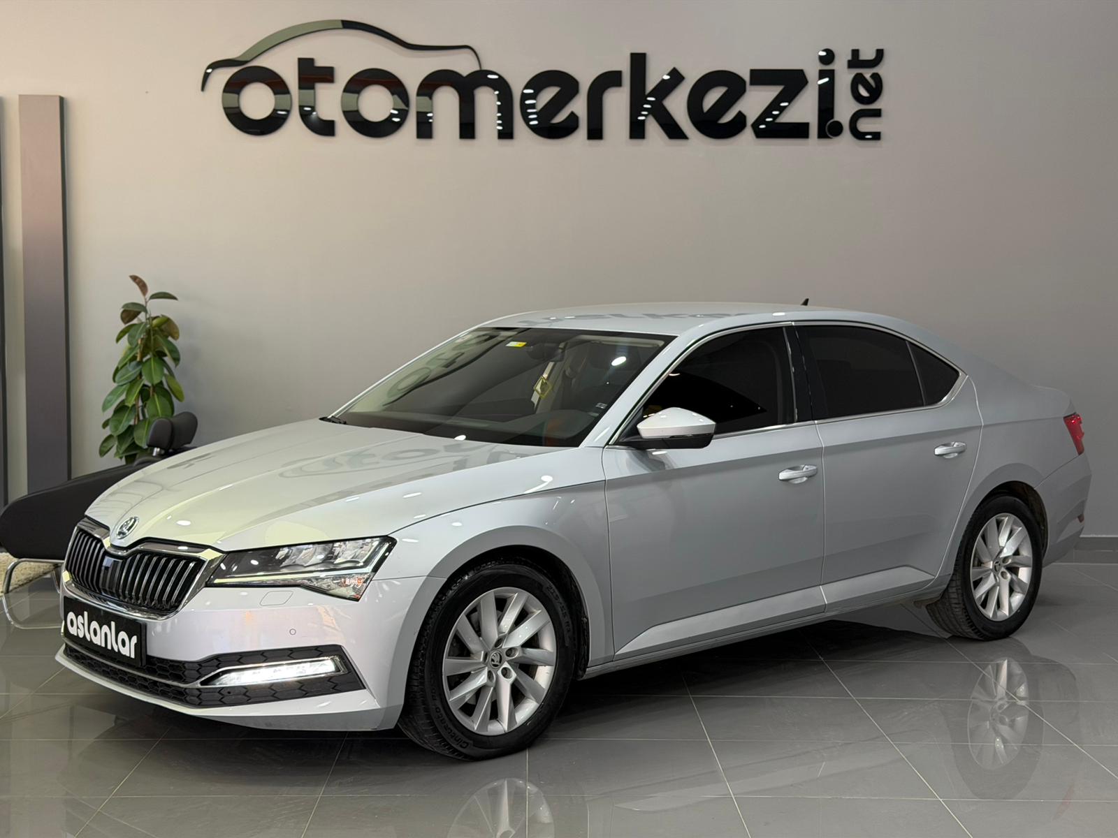SKODA SUPERB 10