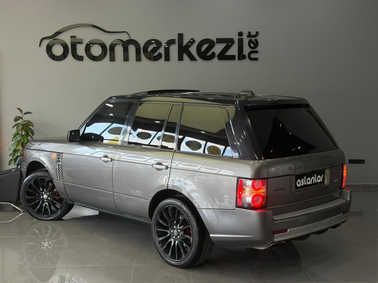 RANGE ROVER 3.6 8