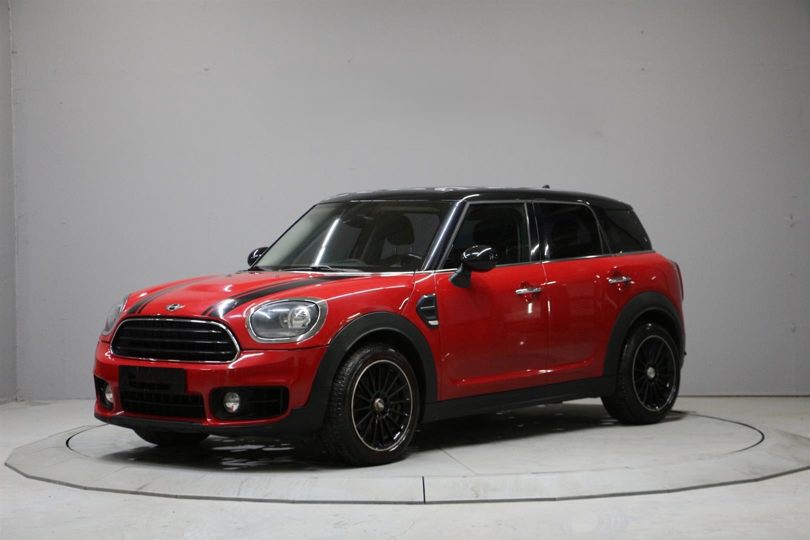 MINI MINICOOOPERCOUNTRYMAN 1
