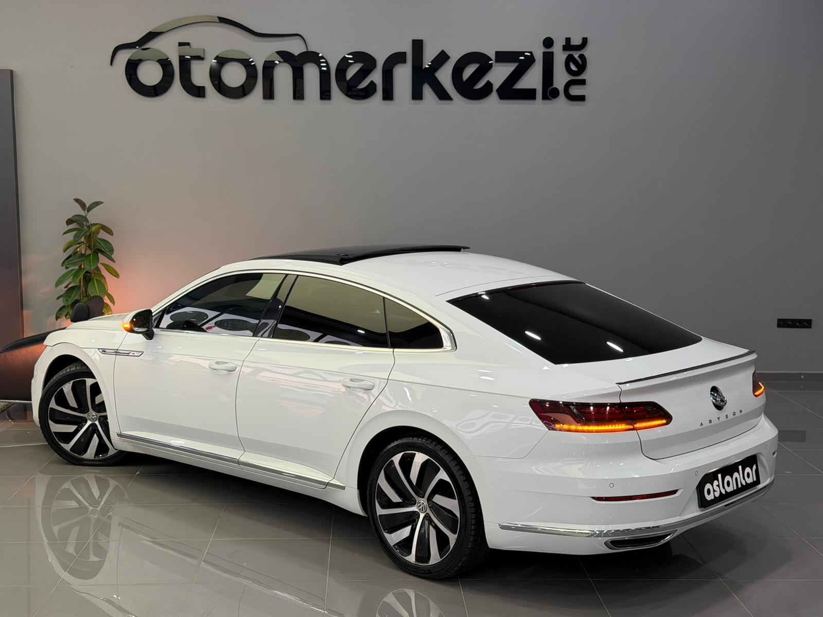 VOLKSWAGEN ARTEON 7