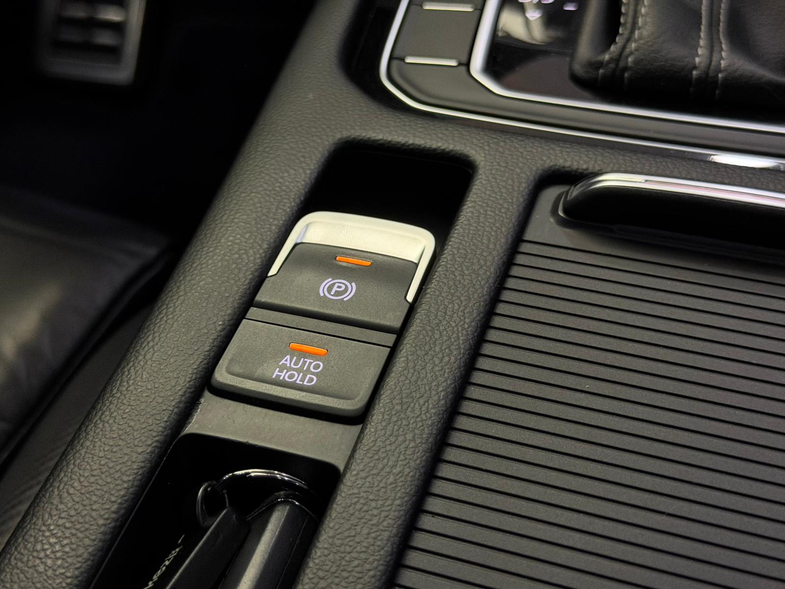 VOLKSWAGEN ARTEON 22