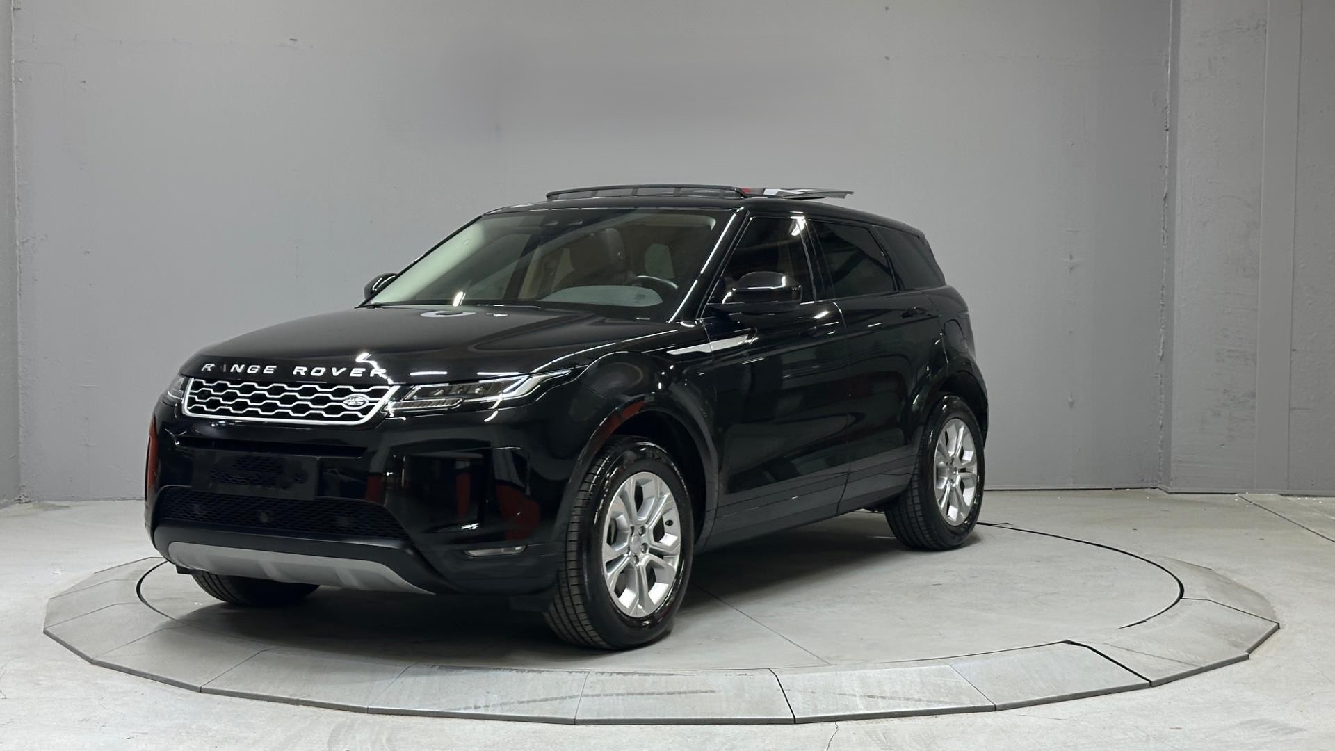 RANGE ROVER EVOQUE 1