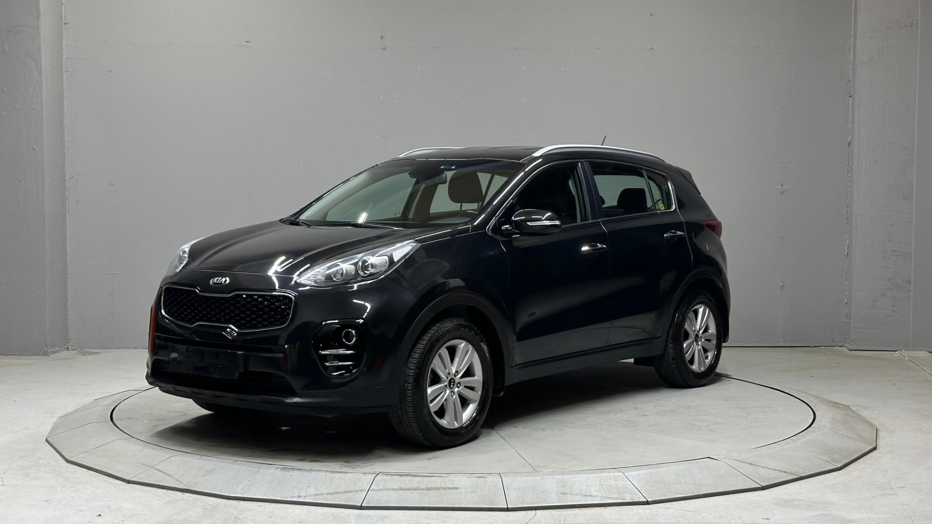 KIA SPORTAGE 1