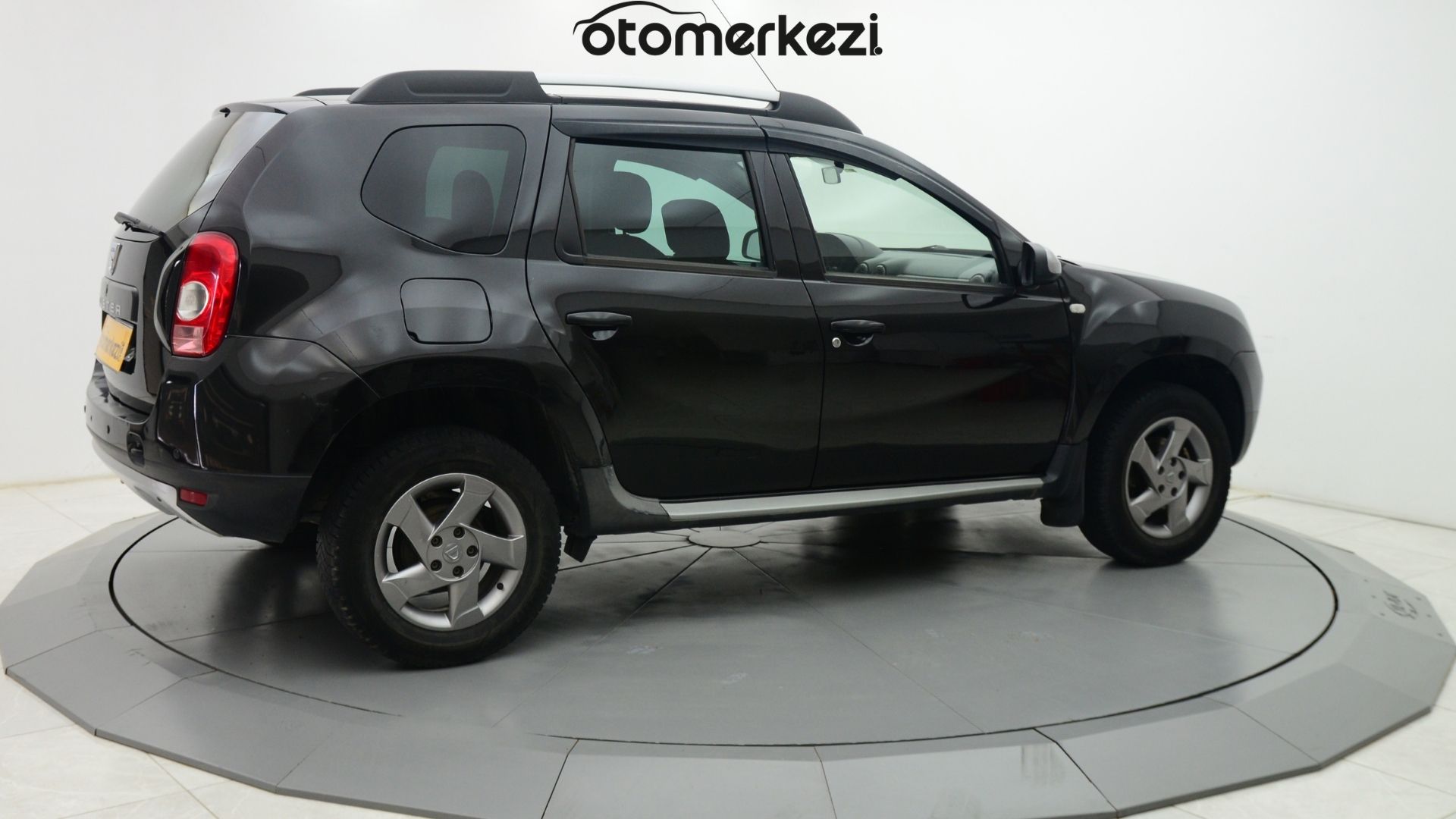 DACIA DUSTER 13