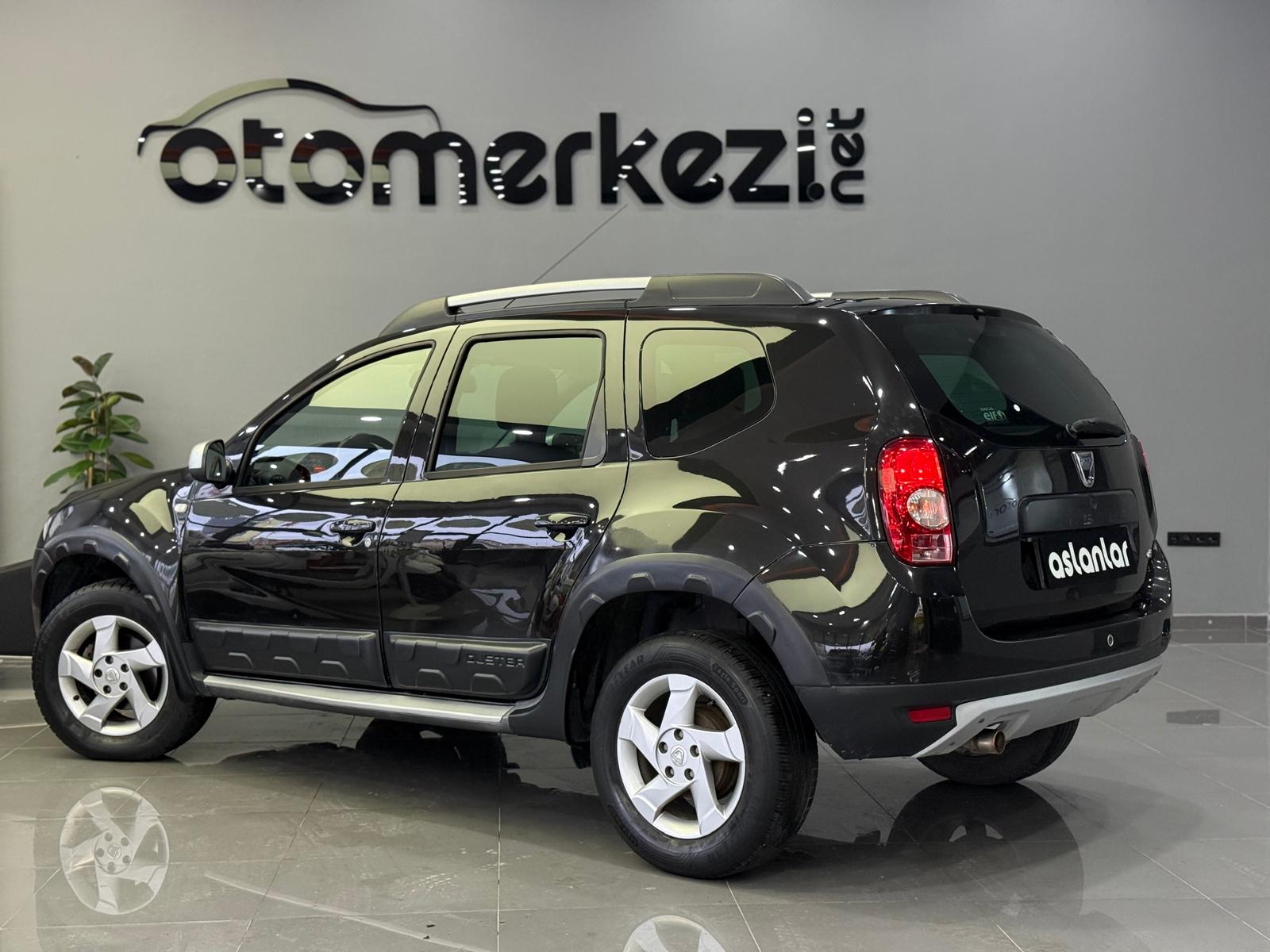 DACIA DUSTER 24