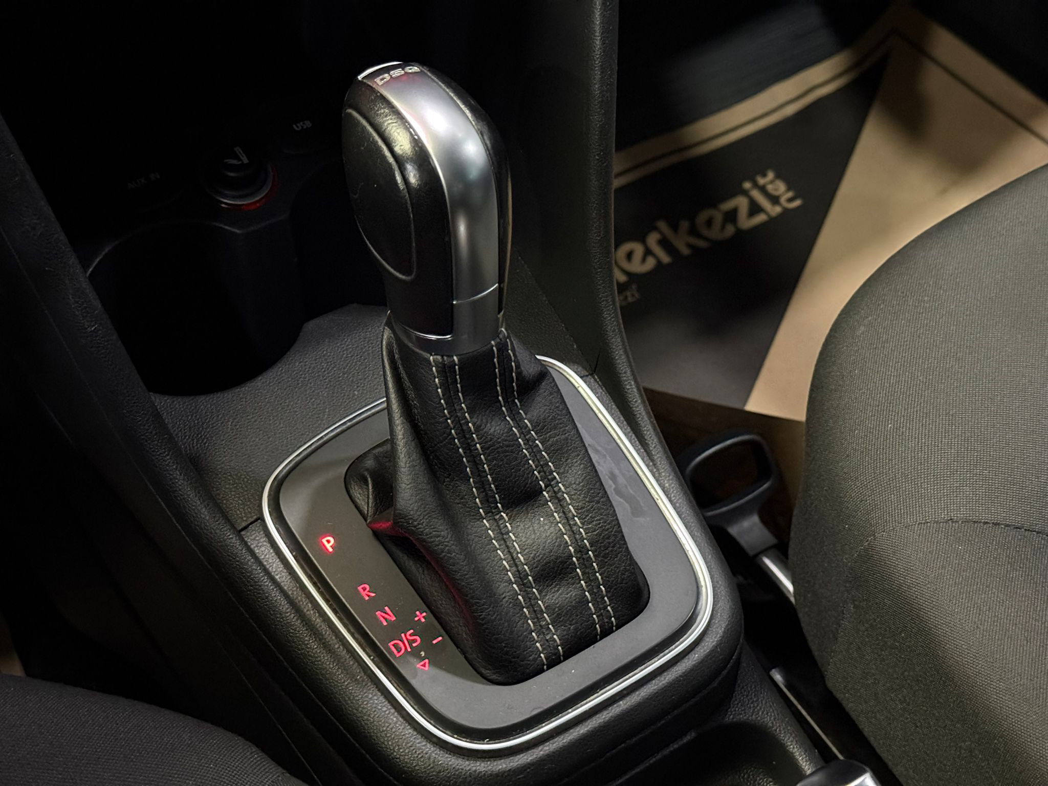 VOLKSWAGEN POLO 13