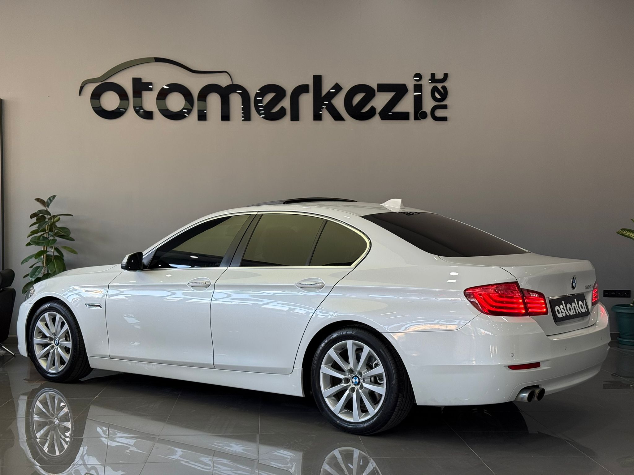BMW 520i 9