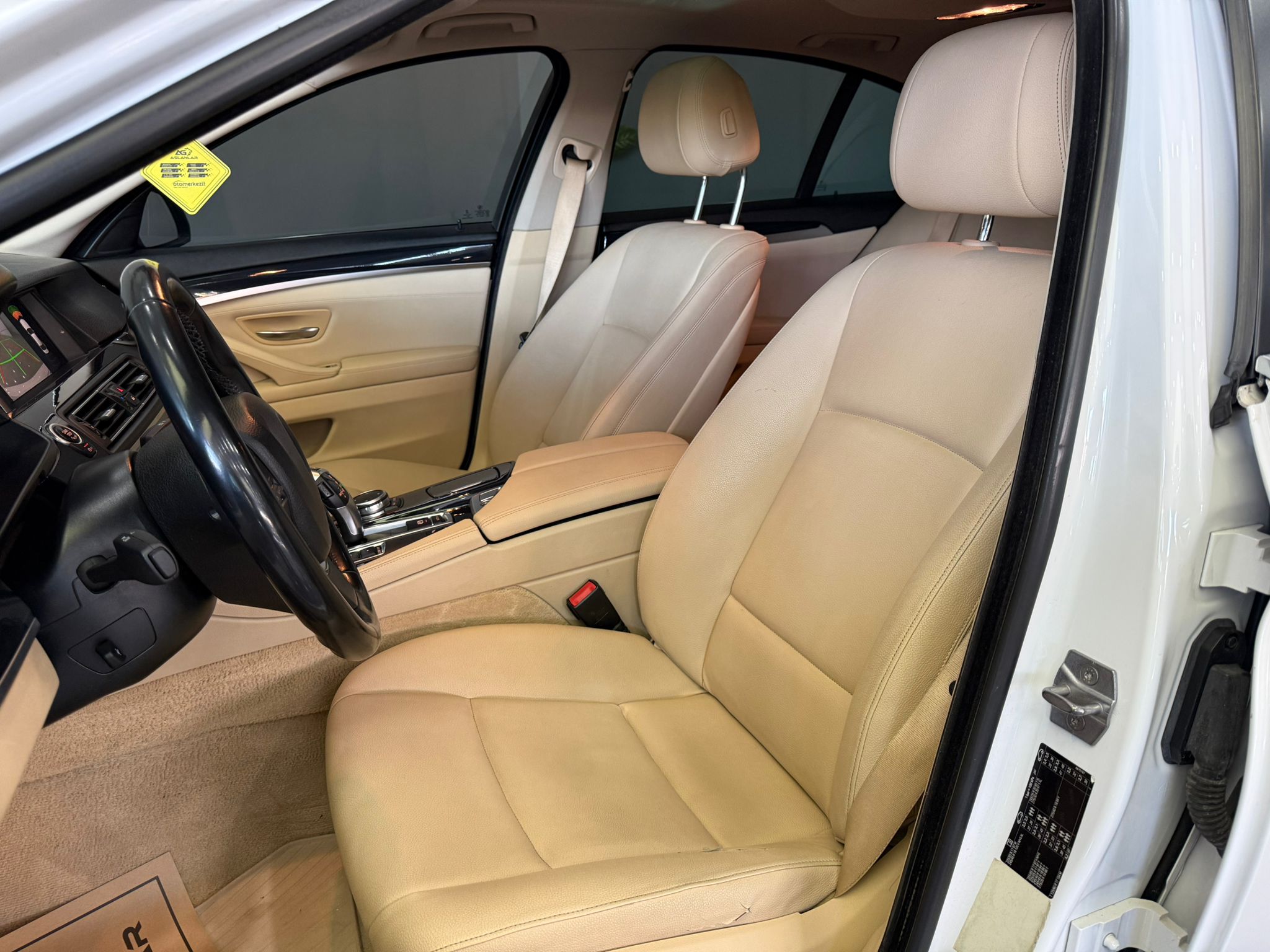 BMW 520i 12