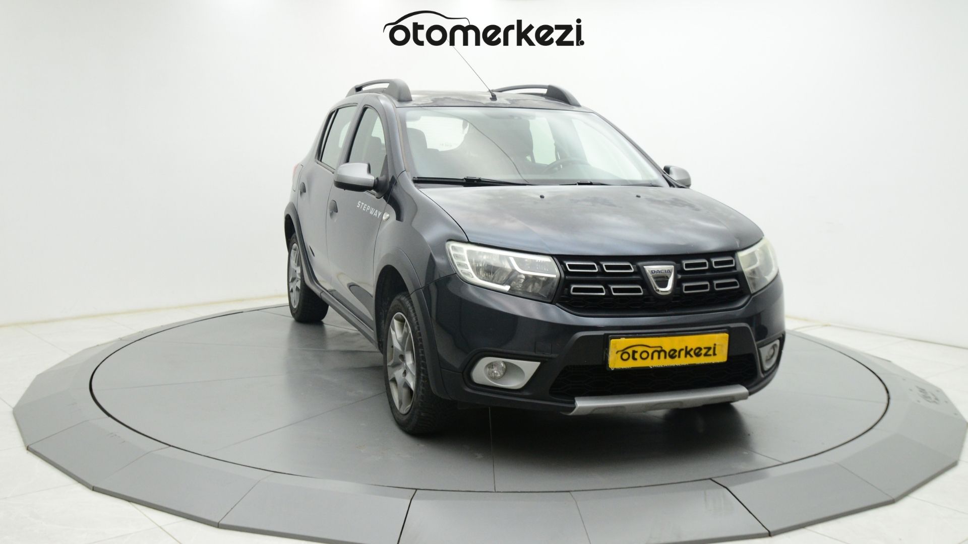 DACIA SANDERO 1