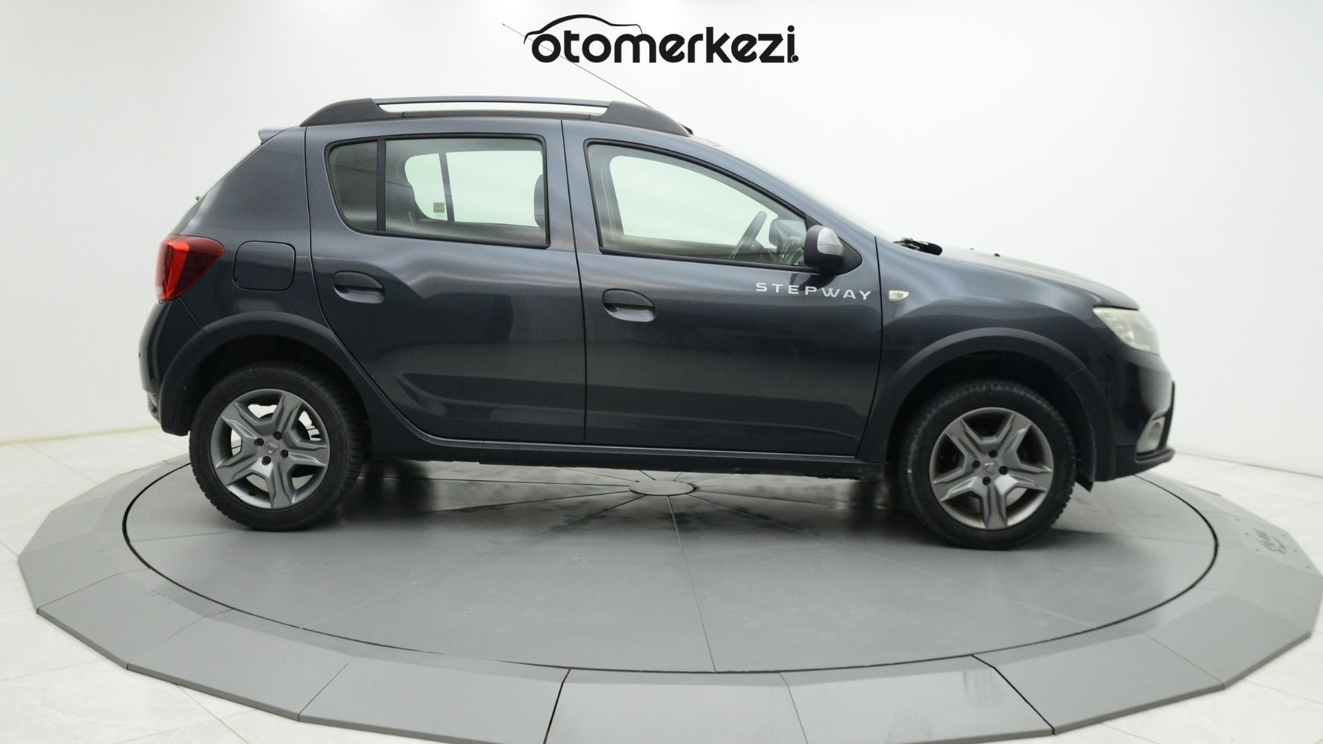 DACIA SANDERO 6