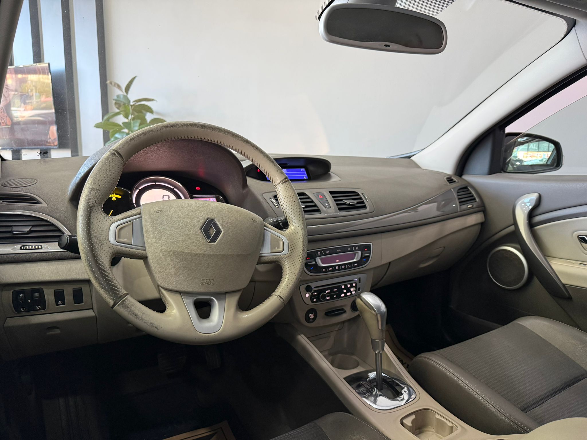 RENAULT MEGANE 14