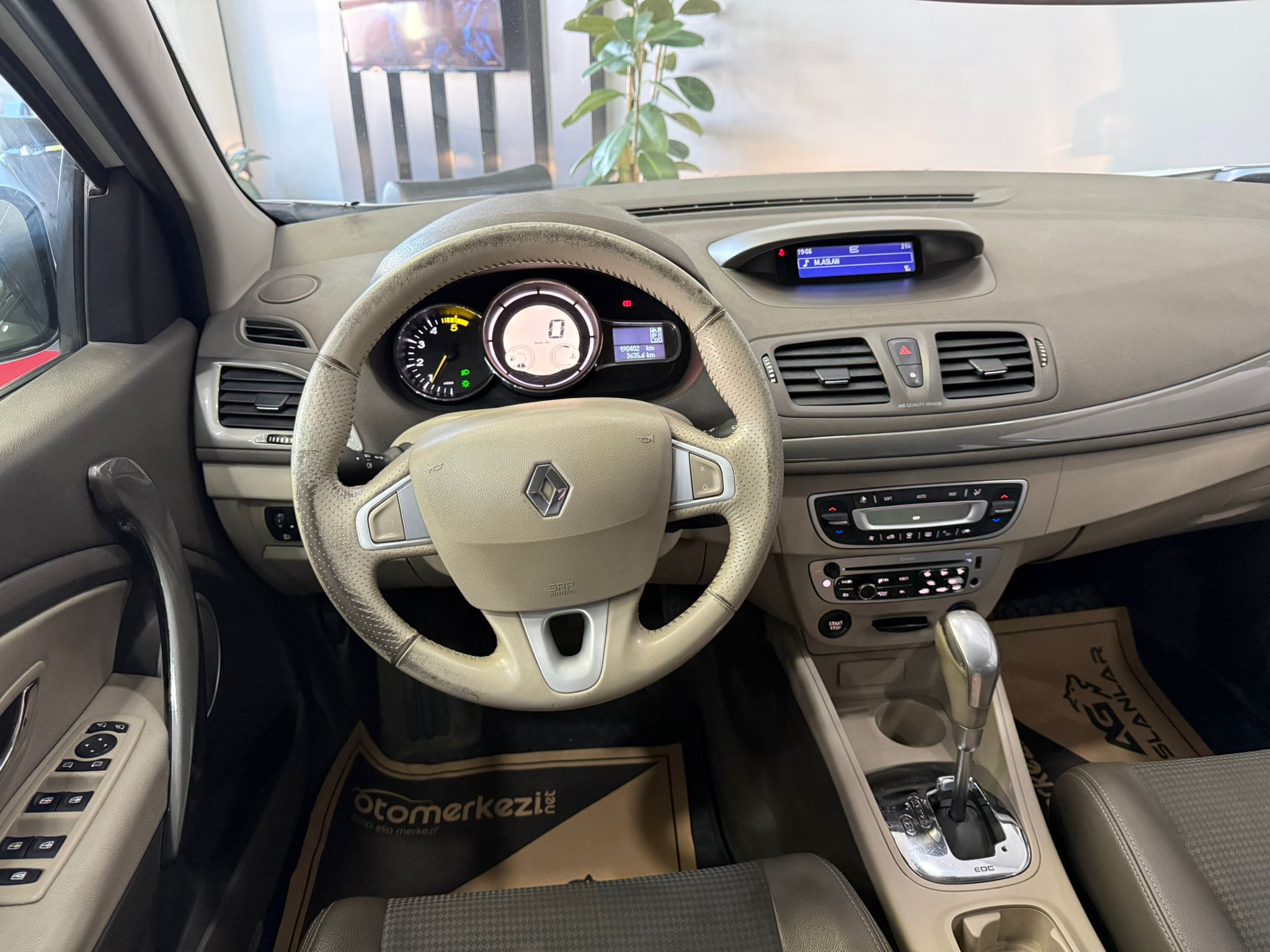 RENAULT MEGANE 15