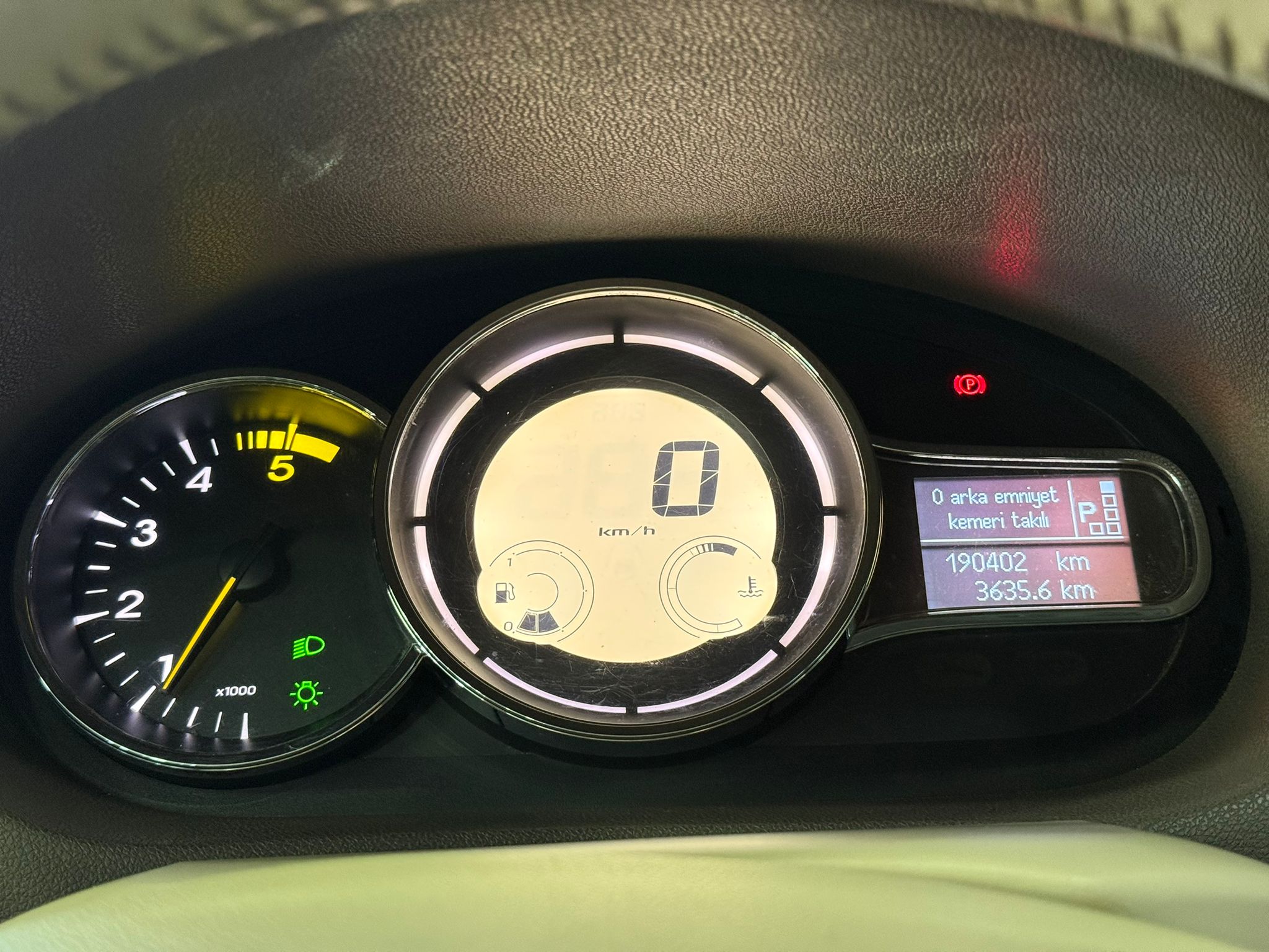 RENAULT MEGANE 25