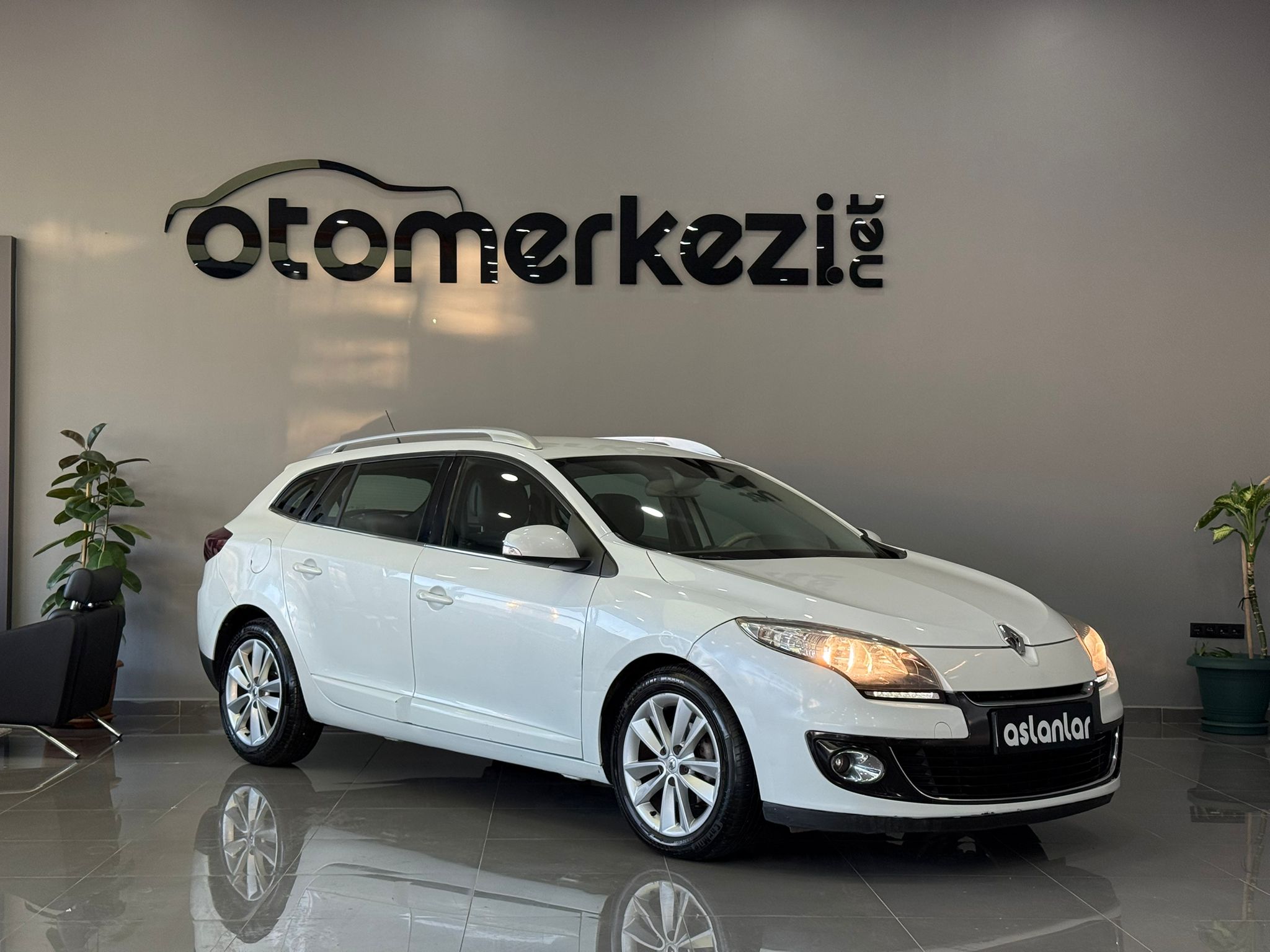 RENAULT MEGANE 27