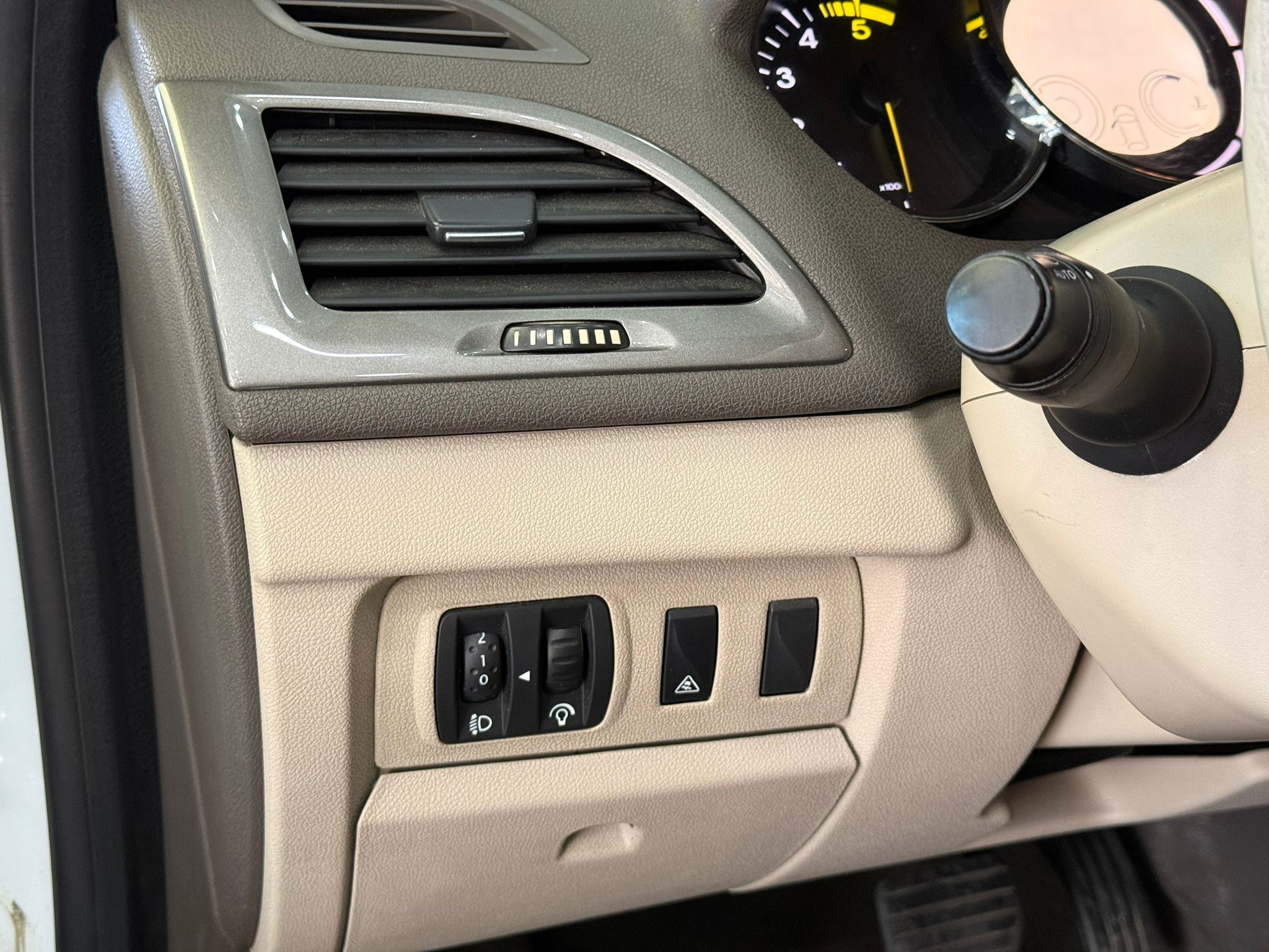 RENAULT MEGANE 39