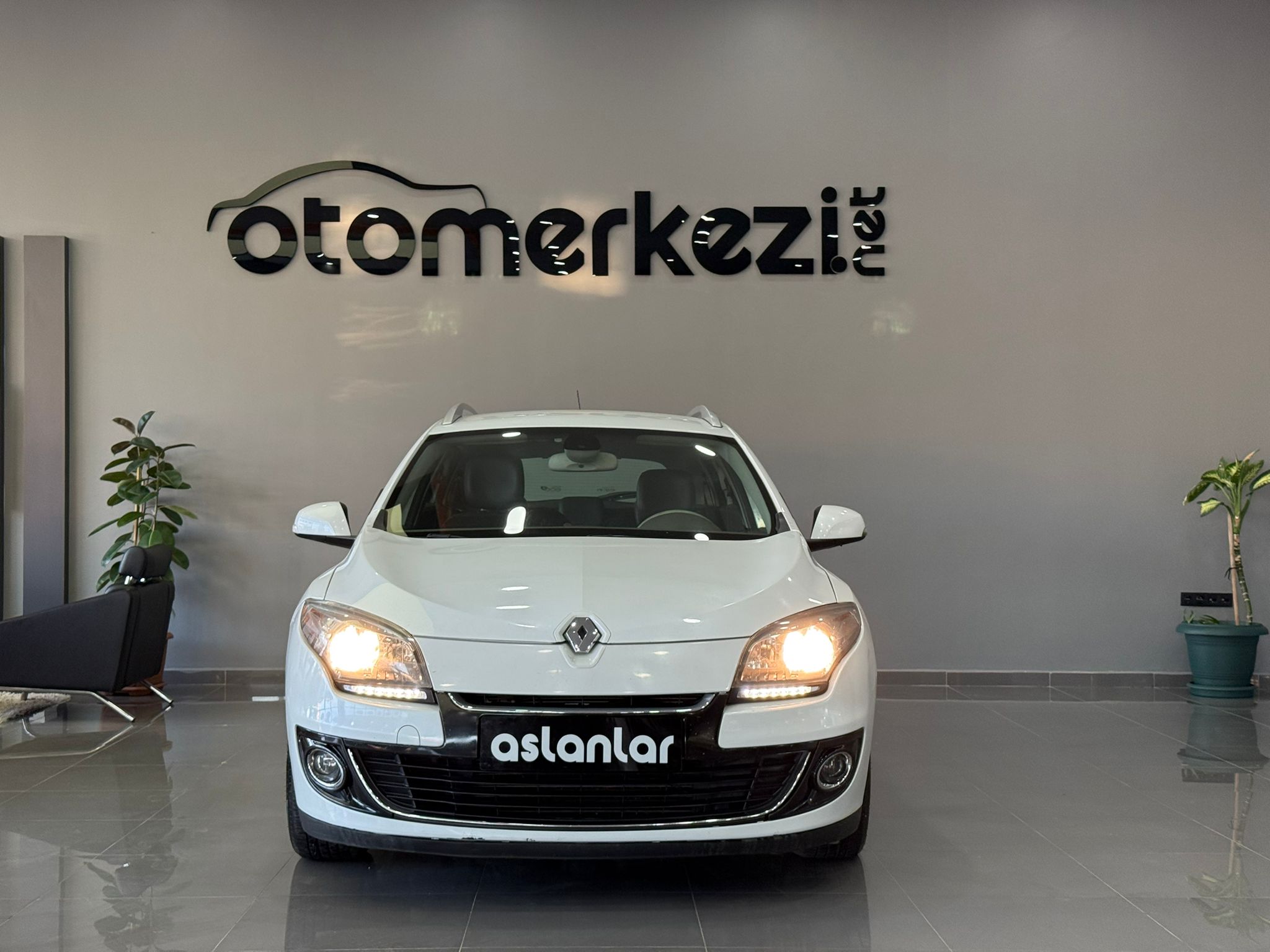RENAULT MEGANE 40