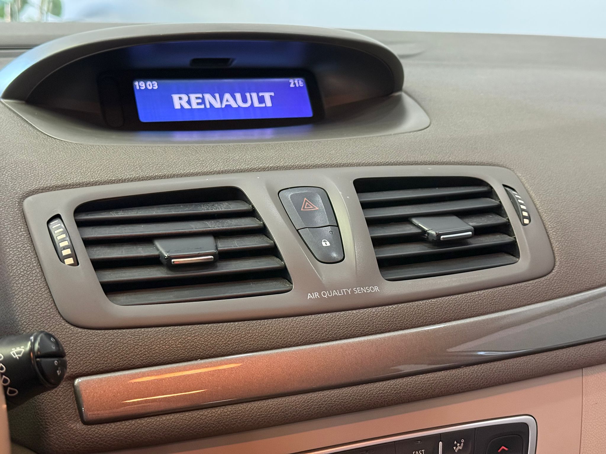 RENAULT MEGANE 43