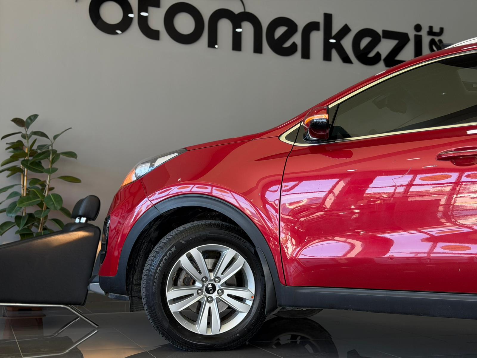KIA SPORTAGE 11