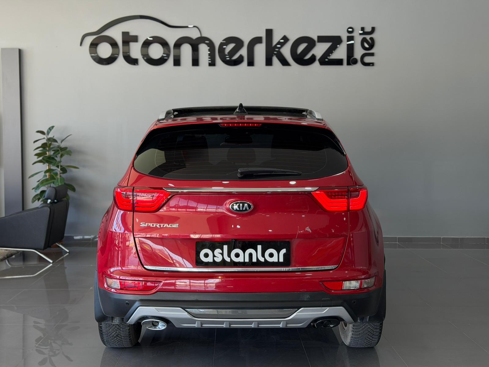 KIA SPORTAGE 13