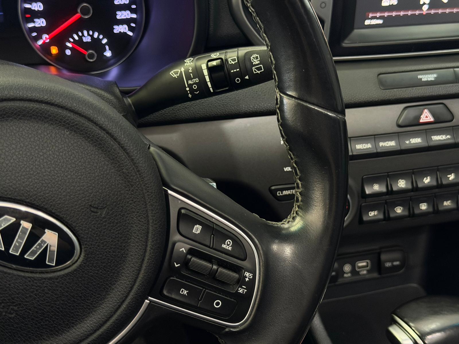 KIA SPORTAGE 25