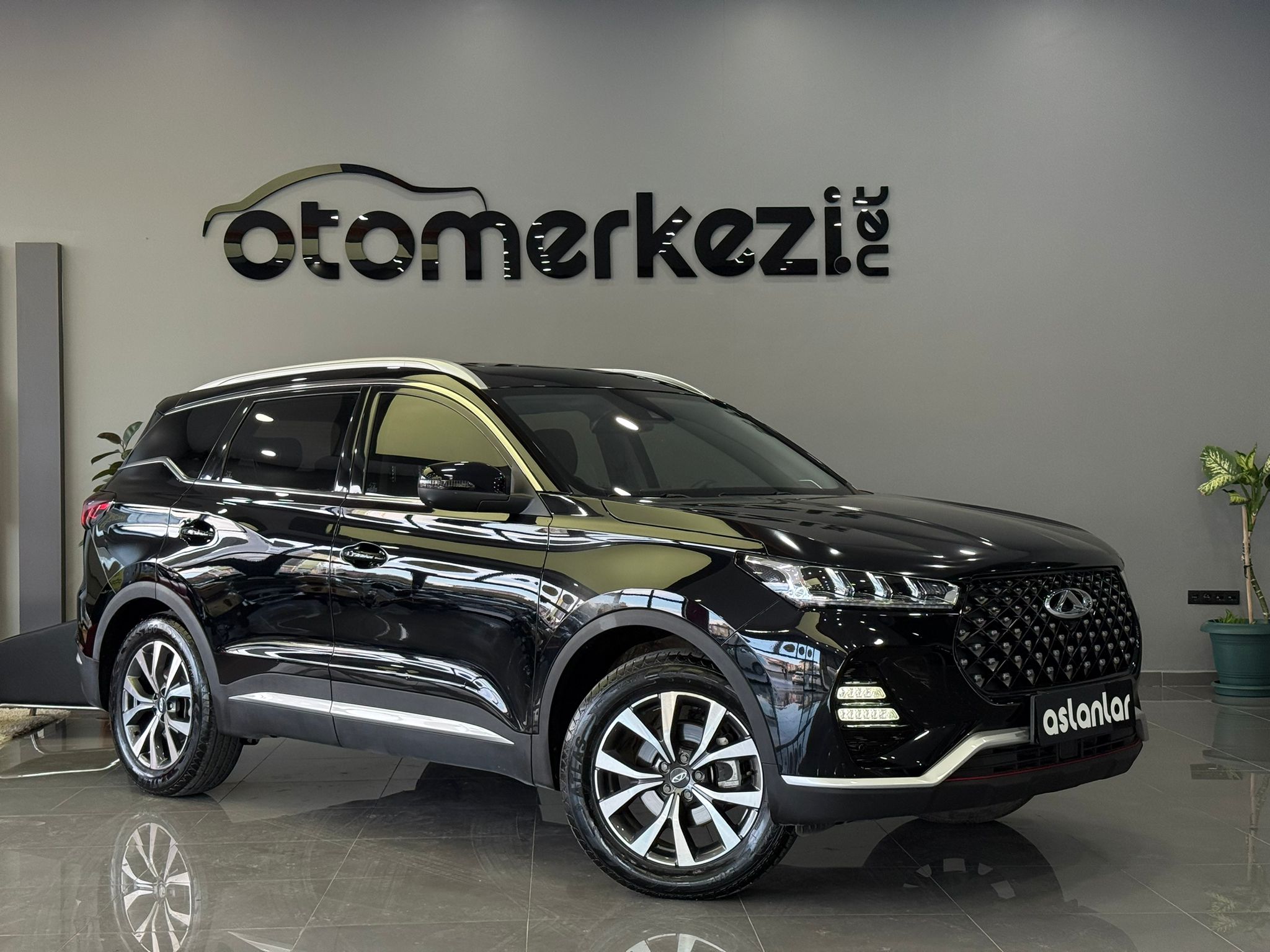 CHERY TIGGO 10