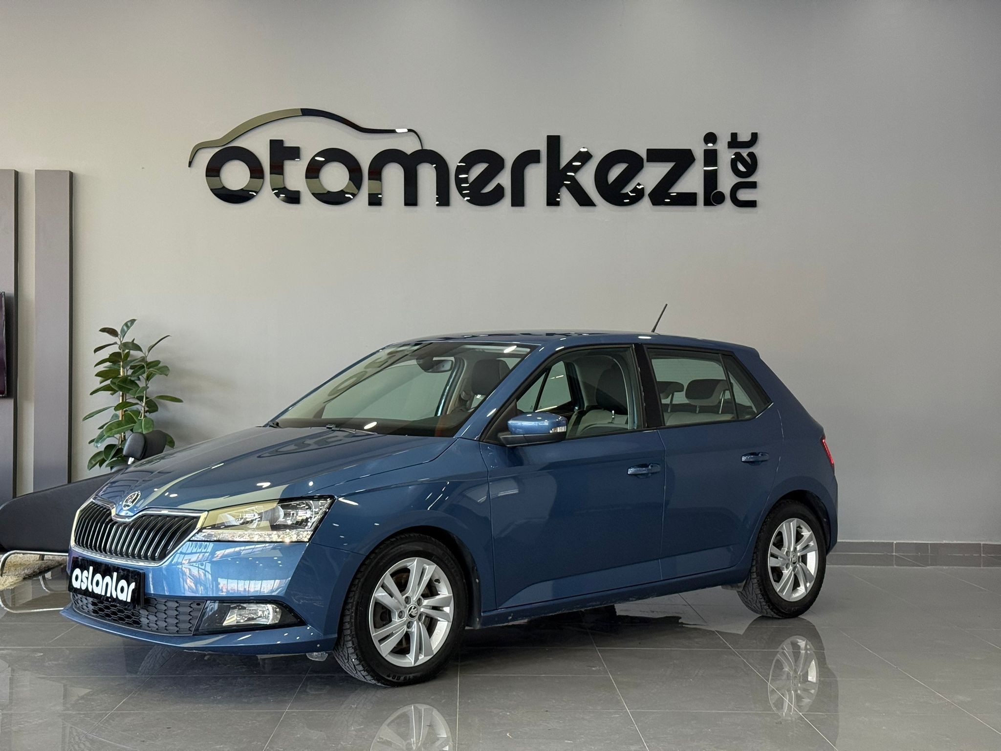SKODA FABIA 1