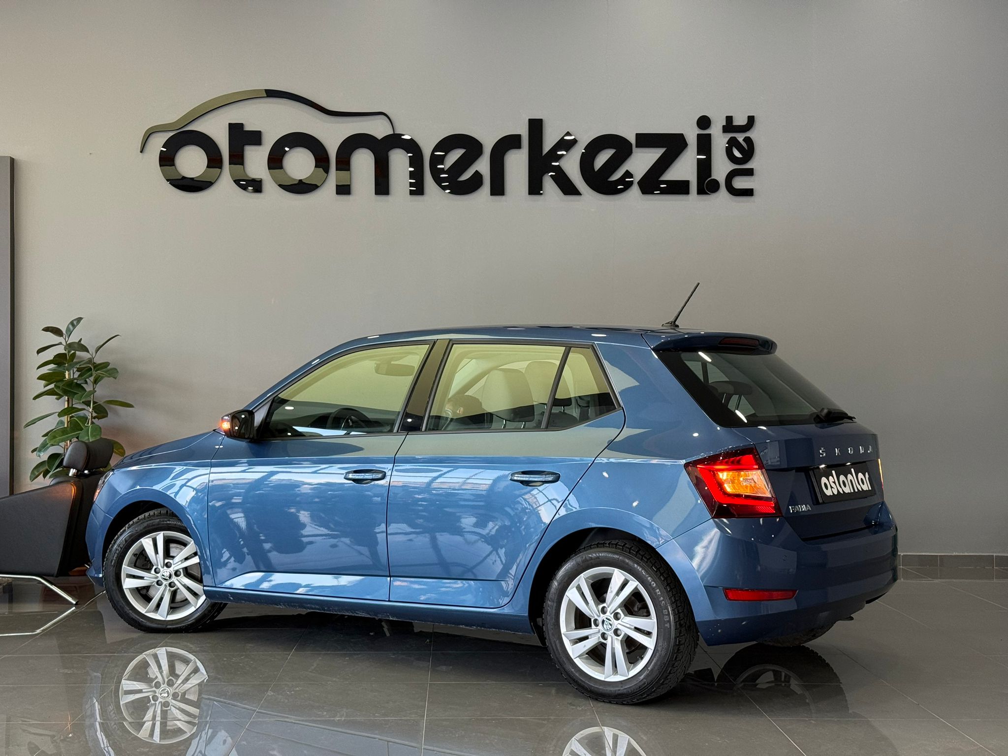 SKODA FABIA 12