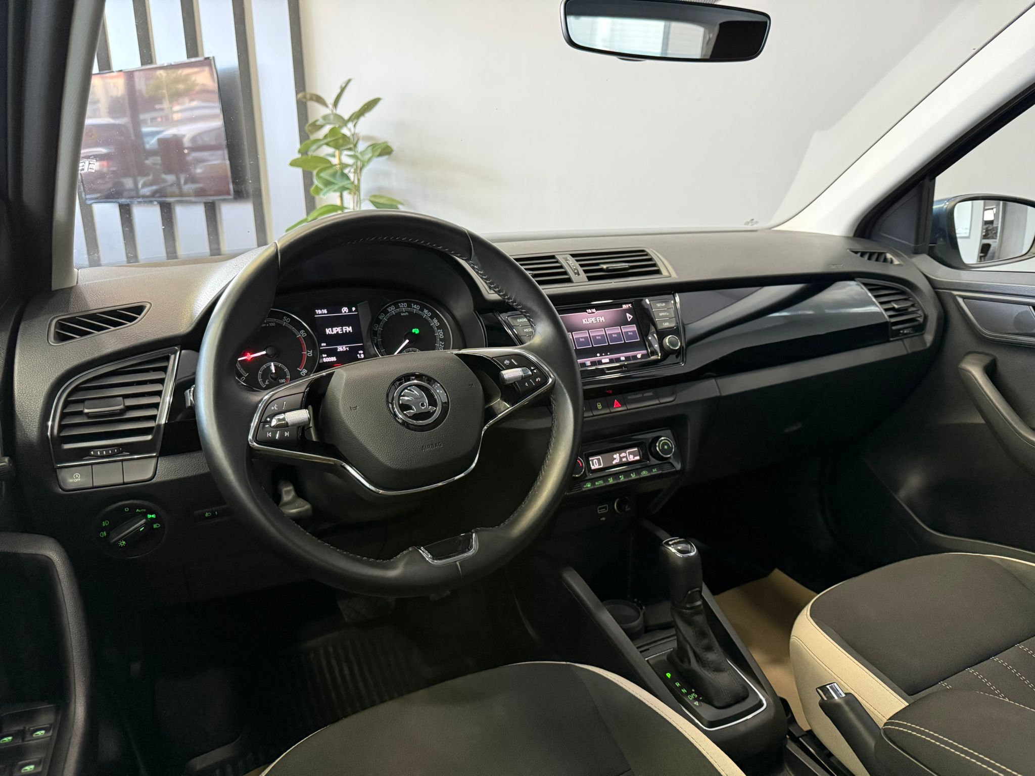 SKODA FABIA 18