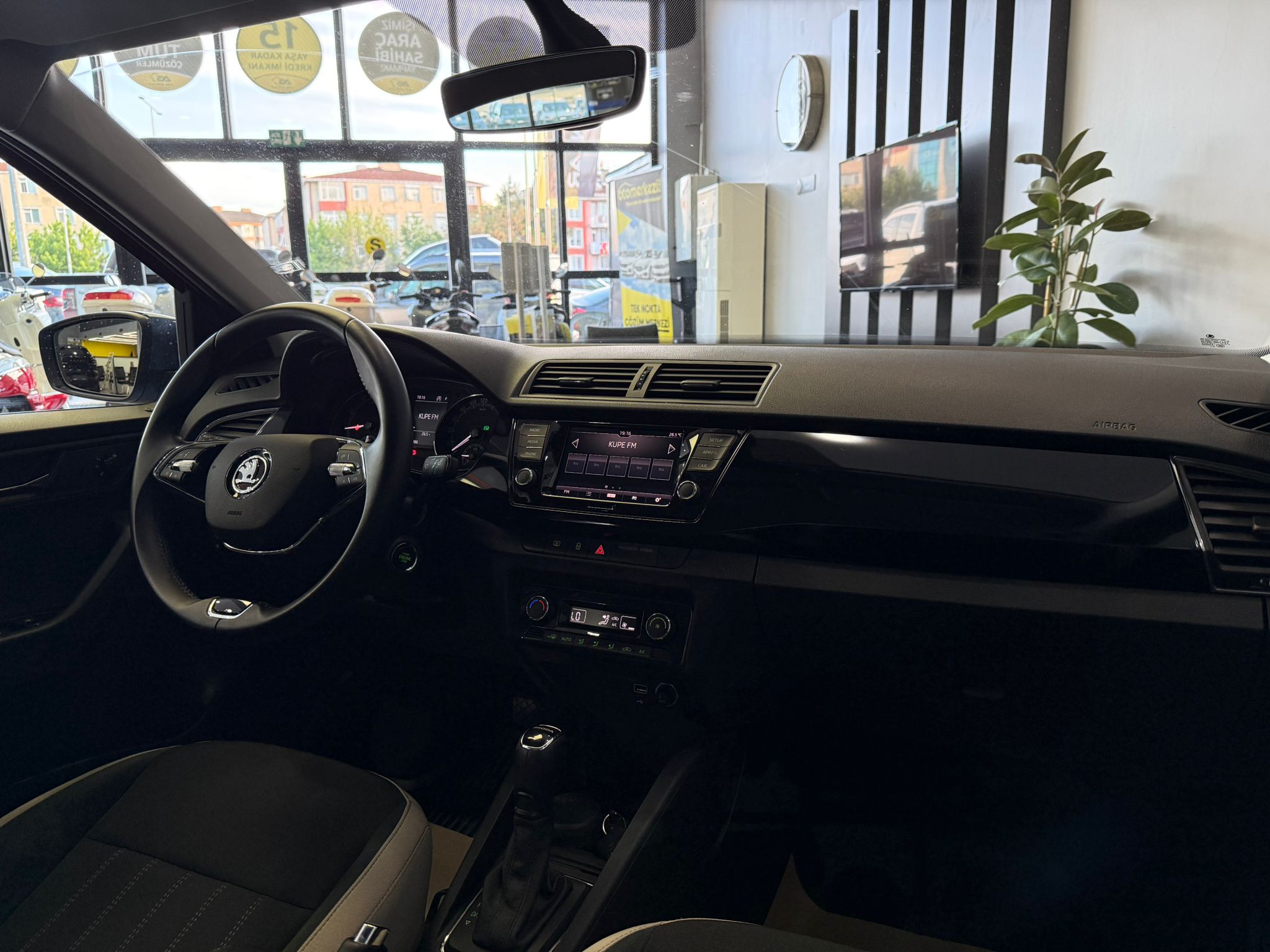SKODA FABIA 20