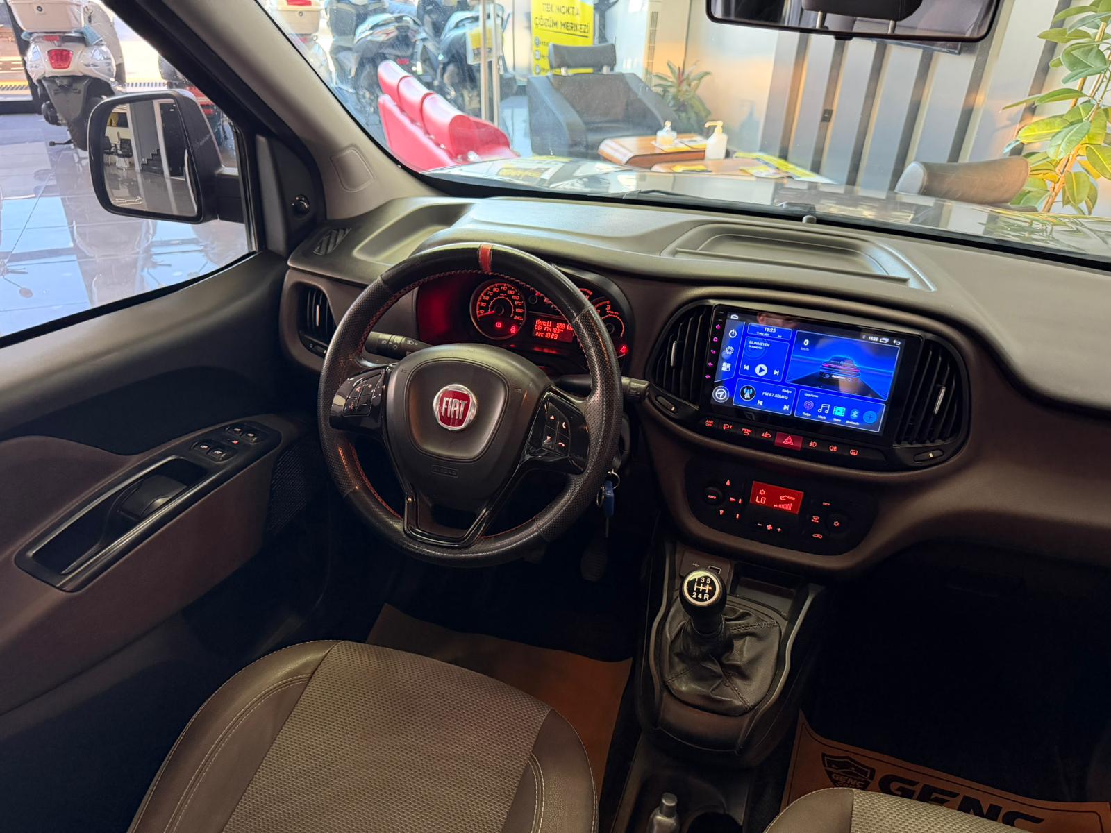 FIAT DOBLO 10