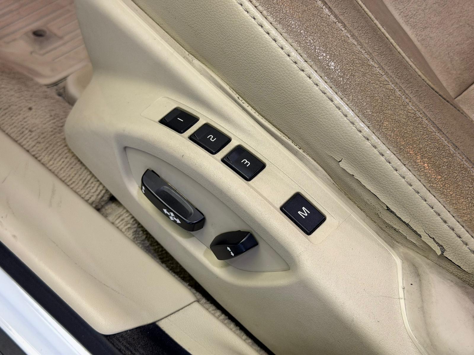 VOLVO S80 27