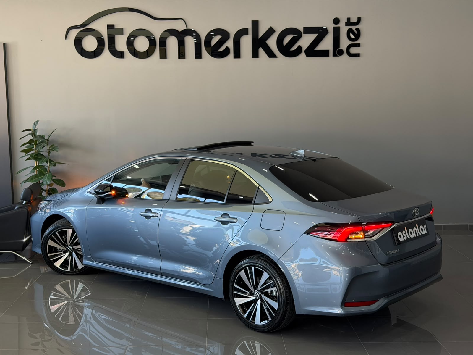 TOYOTA COROLLA 26