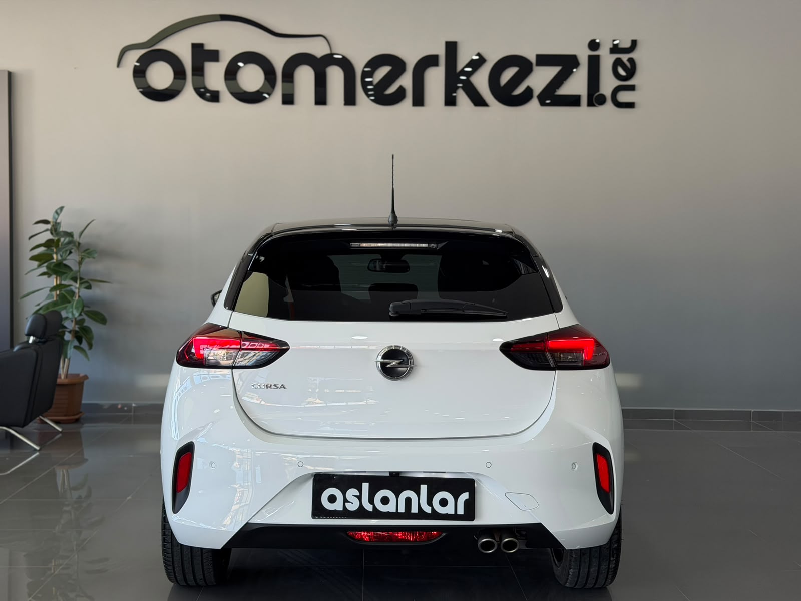 OPEL CORSA 18