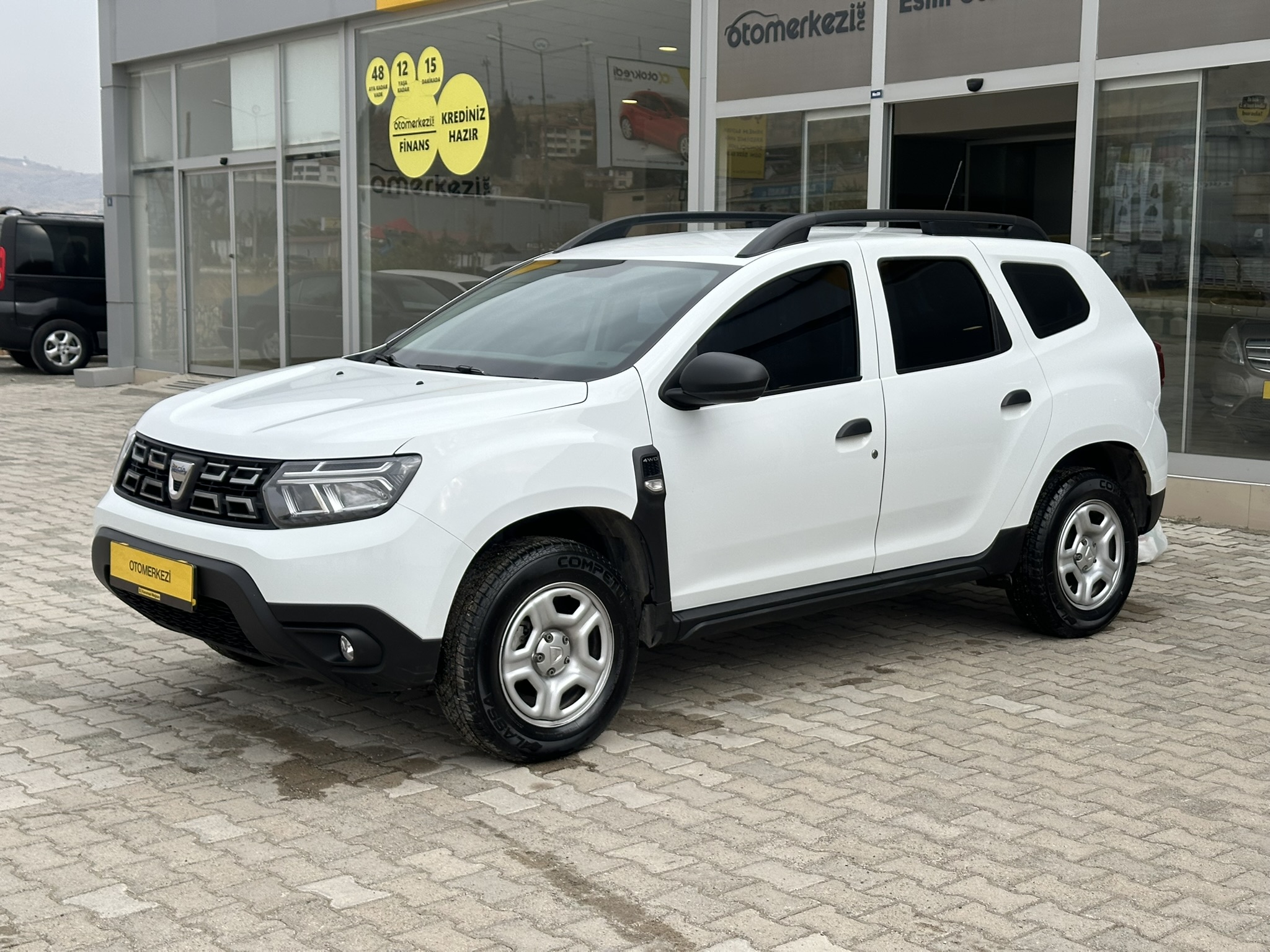 DACIA DUSTER 4