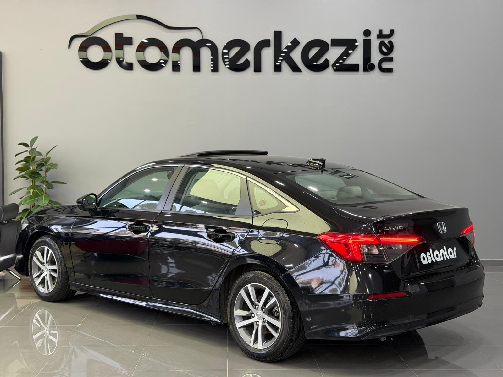 HONDA CIVIC 18