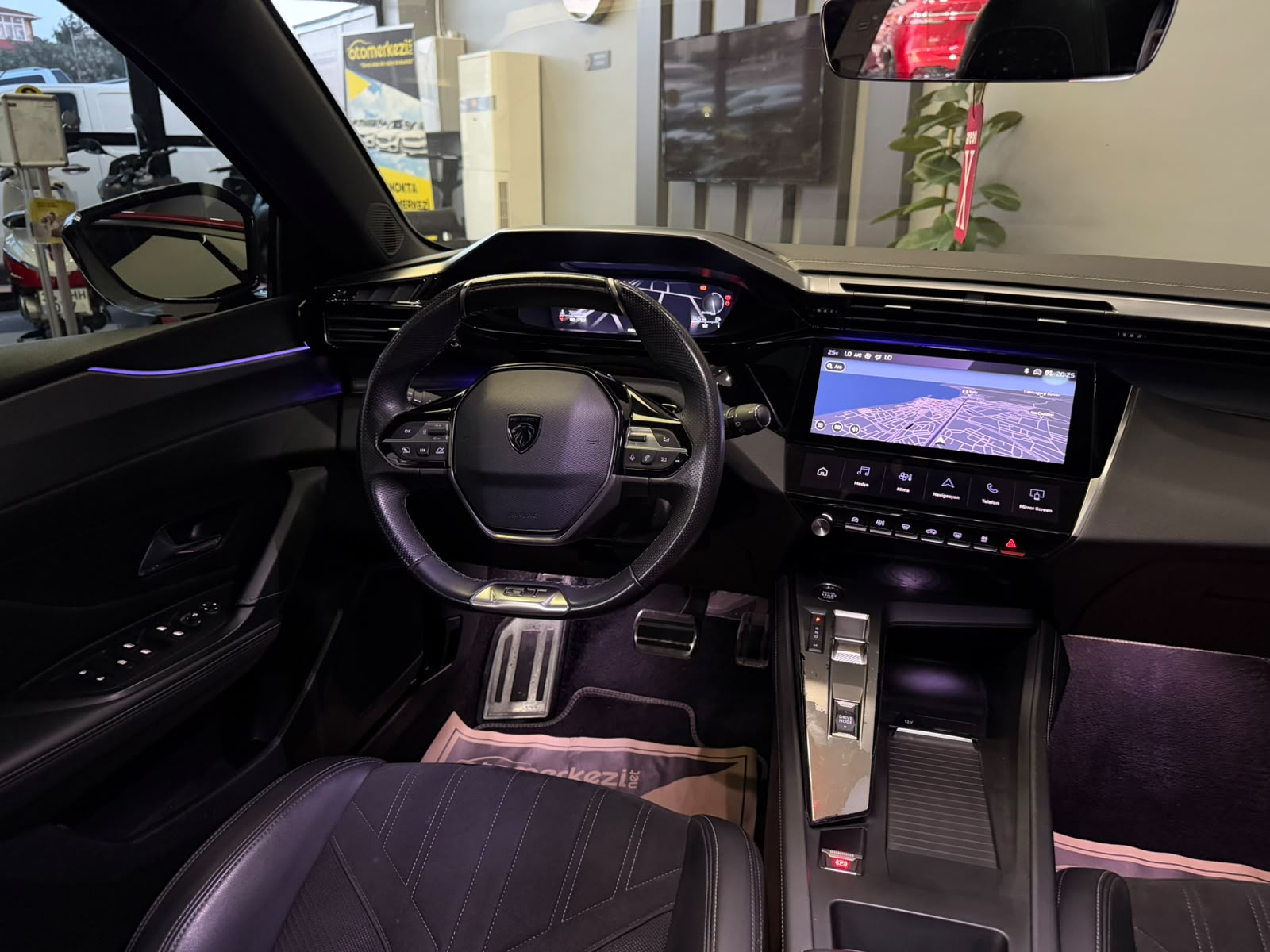PEUGEOT 308 9