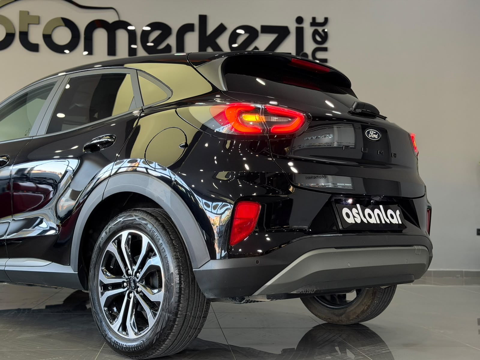 FORD PUMA 24